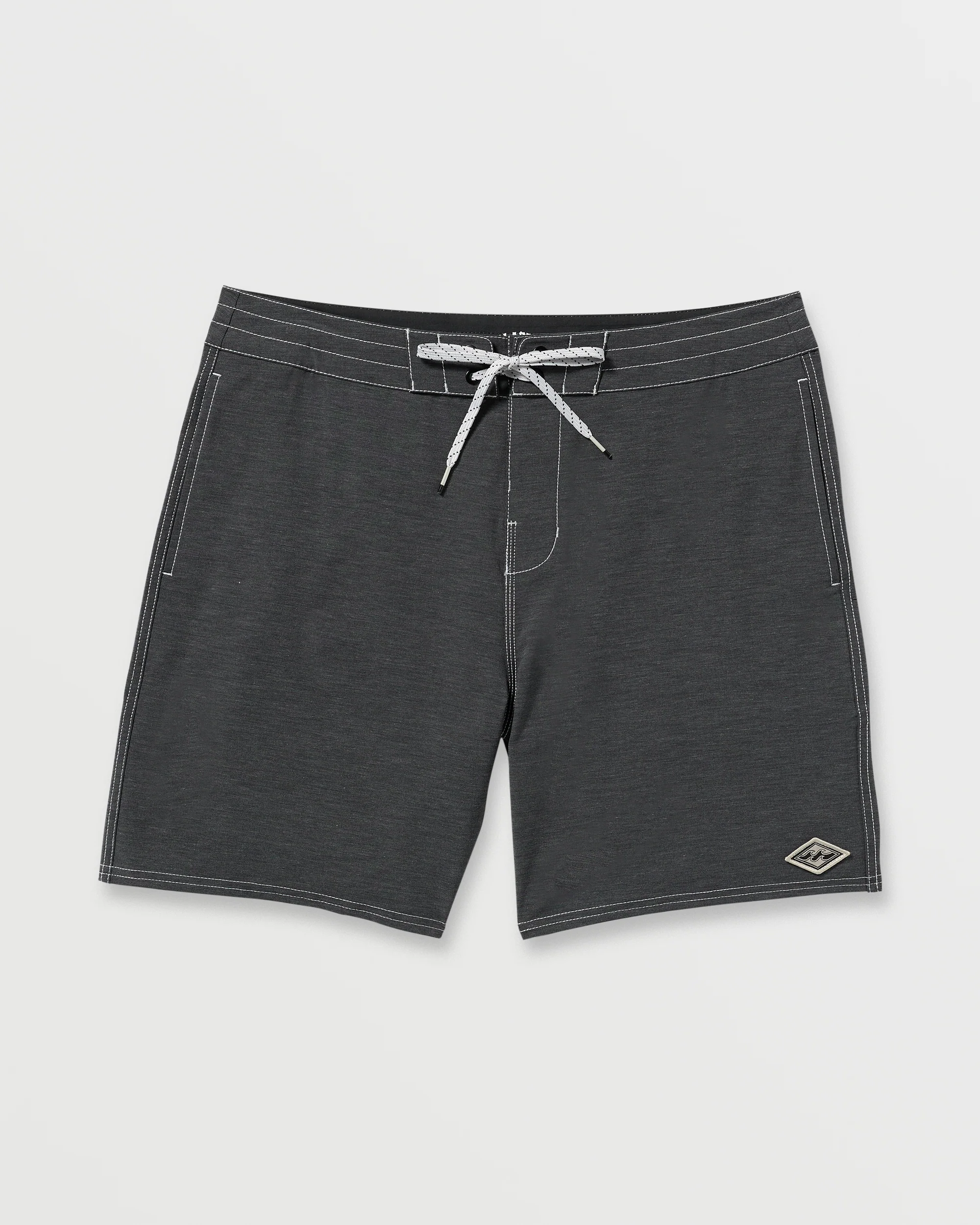 Every Other Day Lo Tide 18" Boardshorts - Black