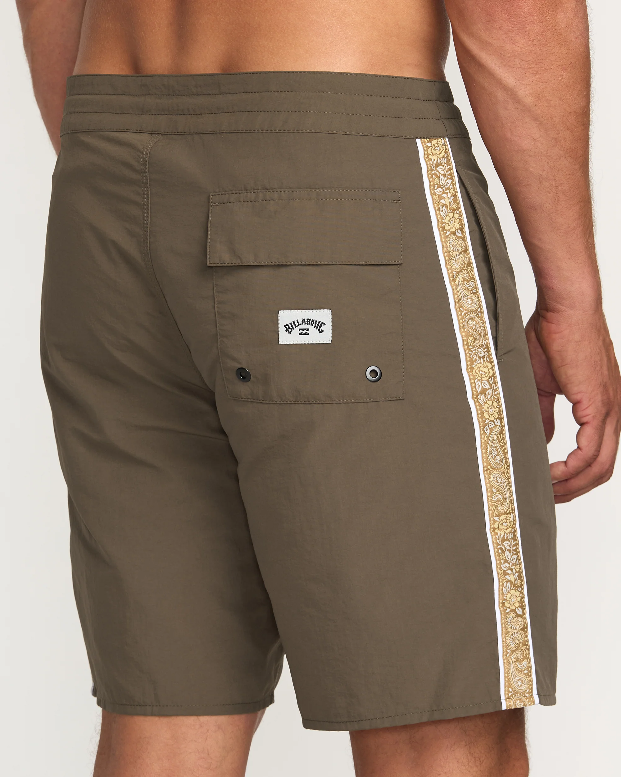 Wategos Lo Tide 19" Boardshorts - Brown