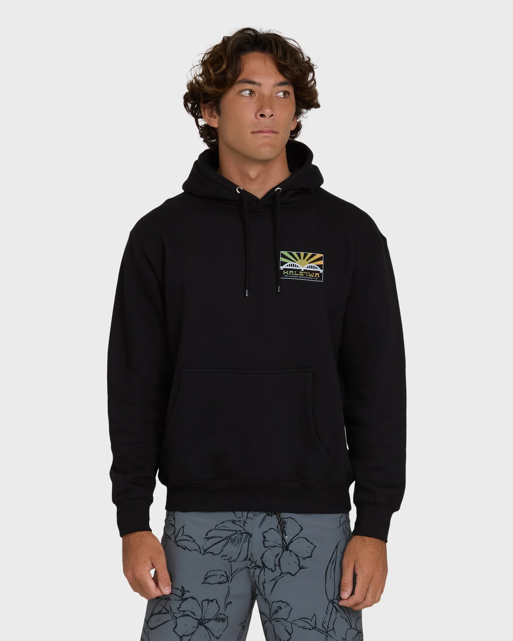 10508-haleiwa-rising-sun-pullover-hoodie-black-1.webp Haleiwa Rising Sun Pullover Hoodie - Black