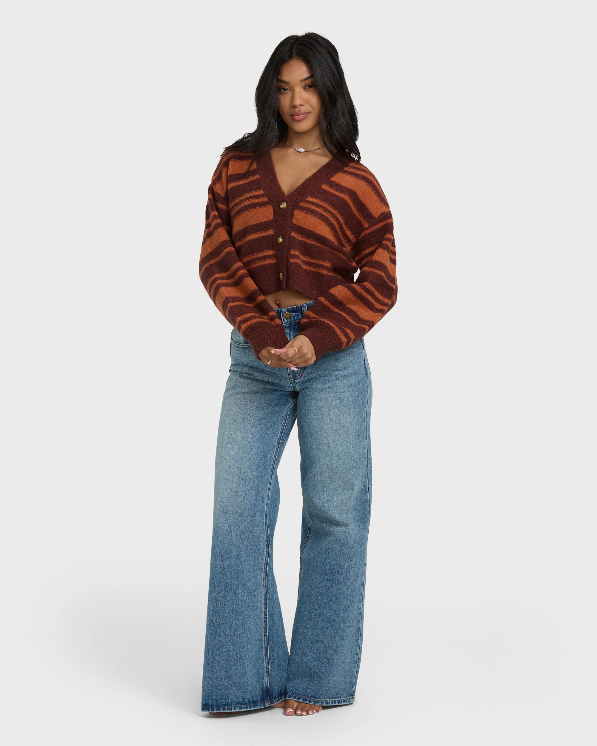 10558-something-about-it-cardi-pinot-4.webp Something About It Cardi - Pinot