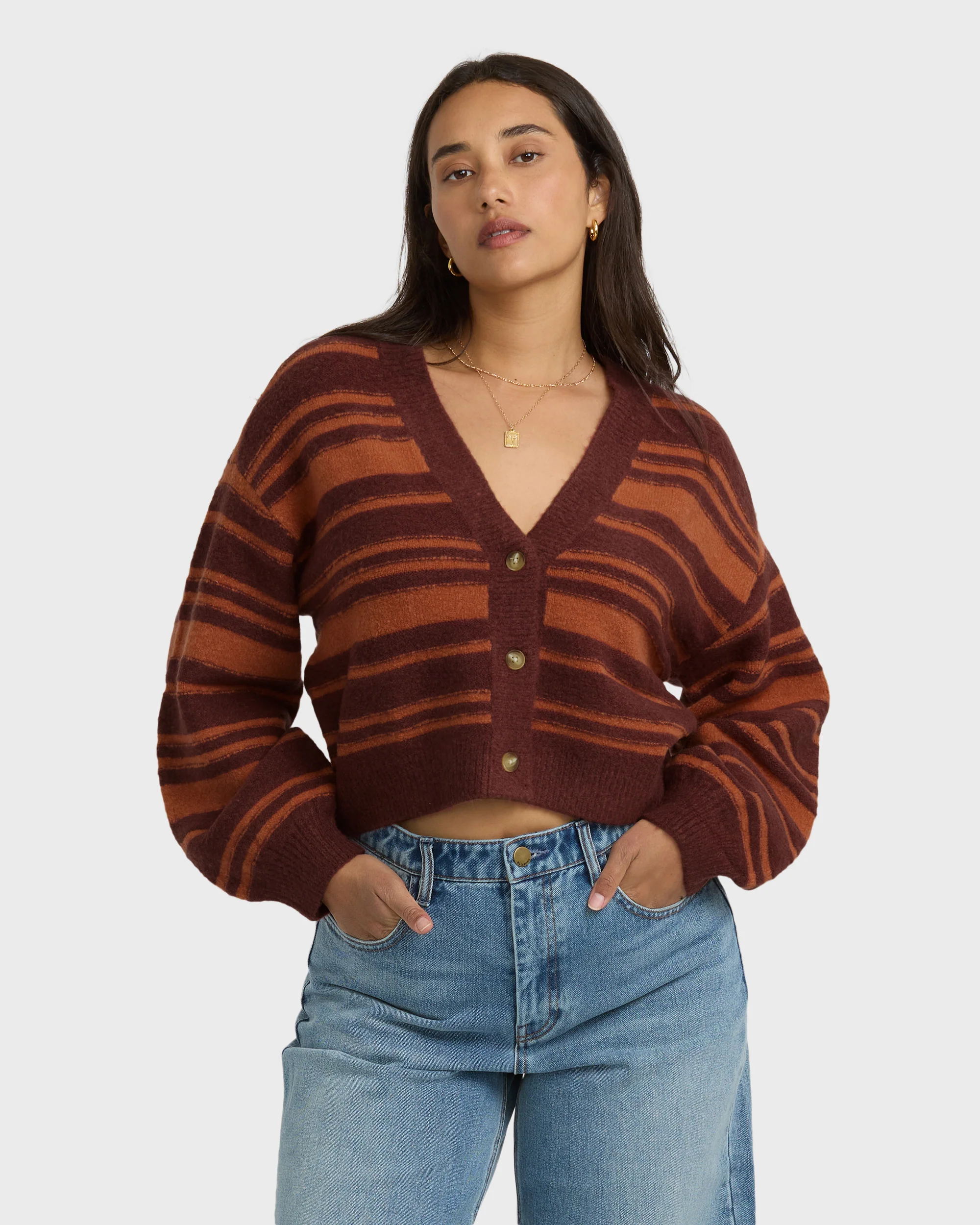 10558-something-about-it-cardi-pinot-8.webp Something About It Cardi - Pinot