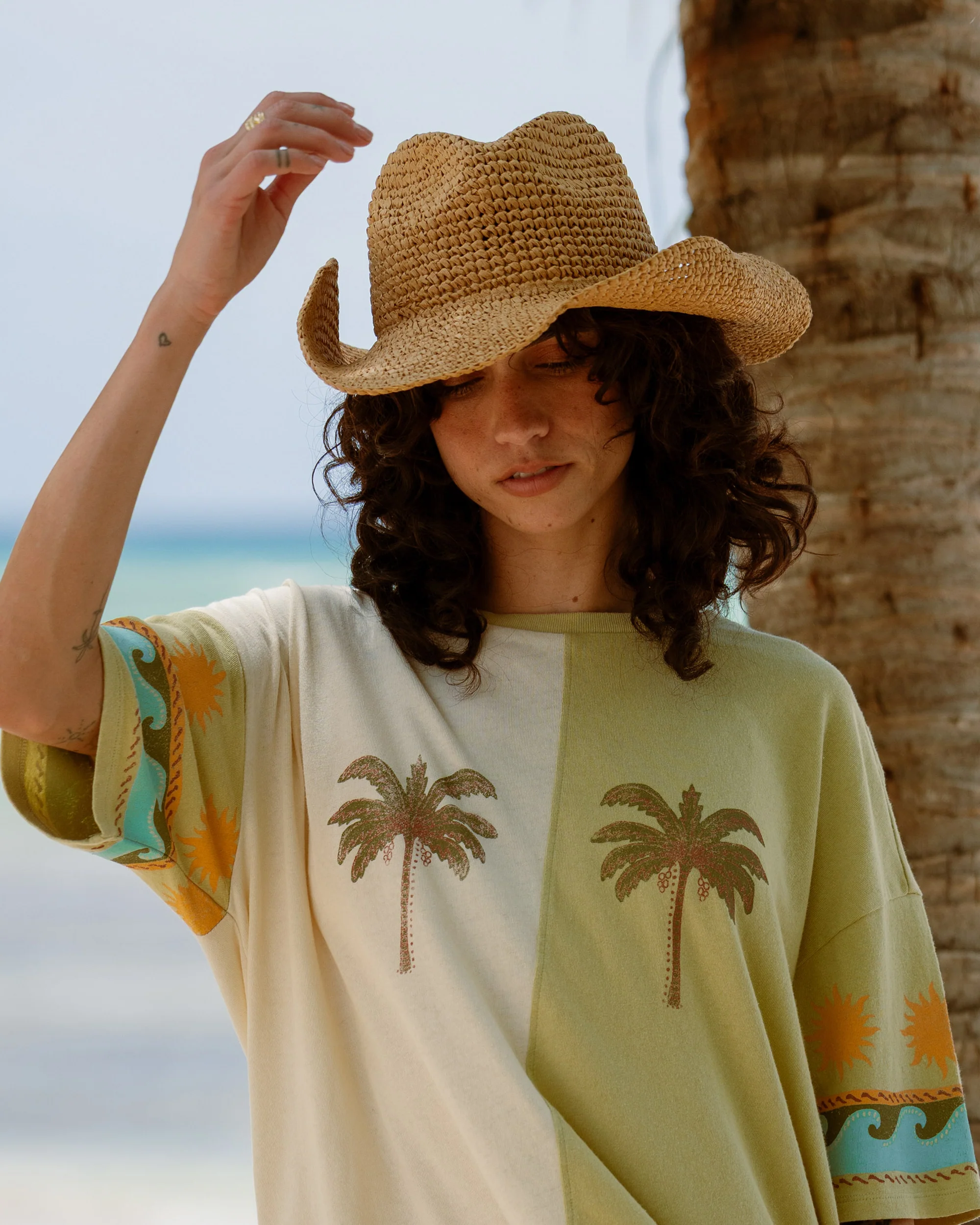 Split Palm Short Sleeve T-Shirt - White Cap