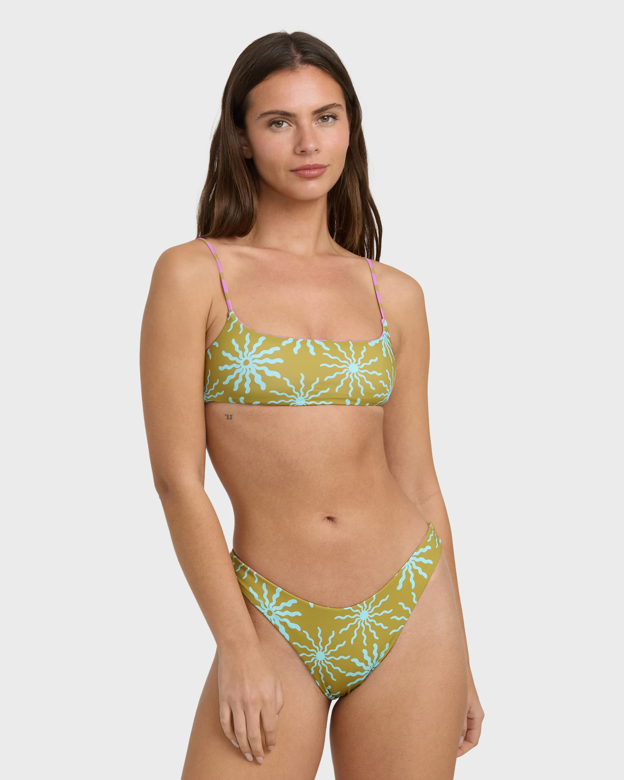 11042-sun-fired-reversible-hike-bikini-bottom-moss-2.webp Sun Fired Reversible Hike Bikini Bottom - Moss