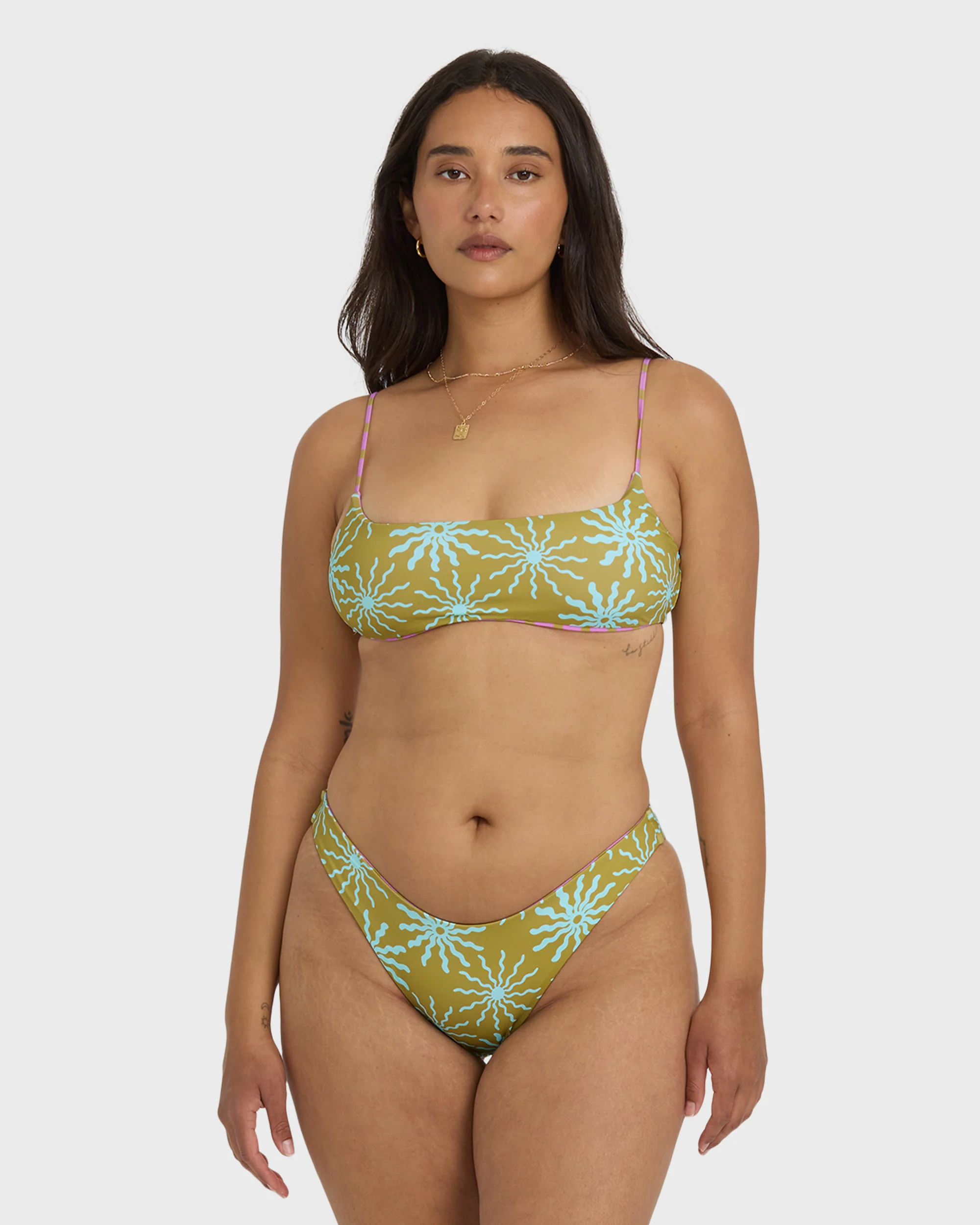 11042-sun-fired-reversible-hike-bikini-bottom-moss-8.webp Sun Fired Reversible Hike Bikini Bottom - Moss