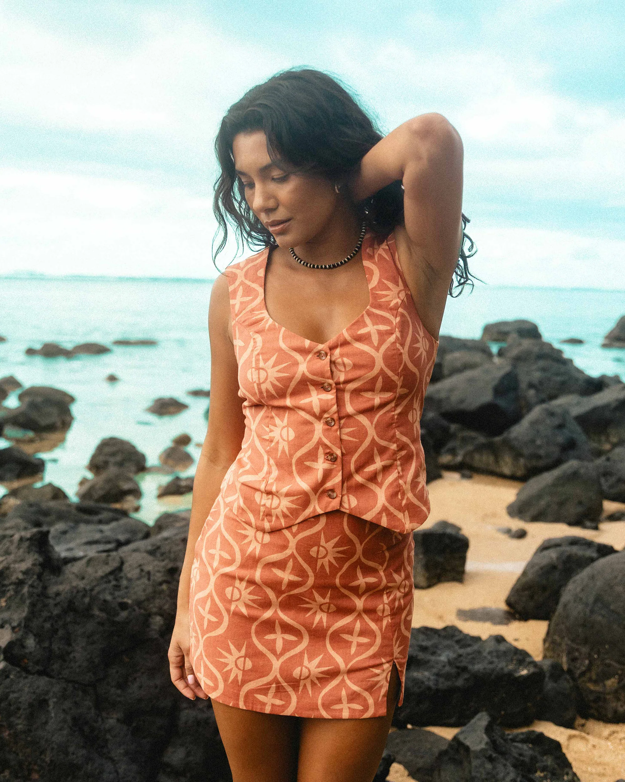 Sunny Waves Vest - Dark Coral