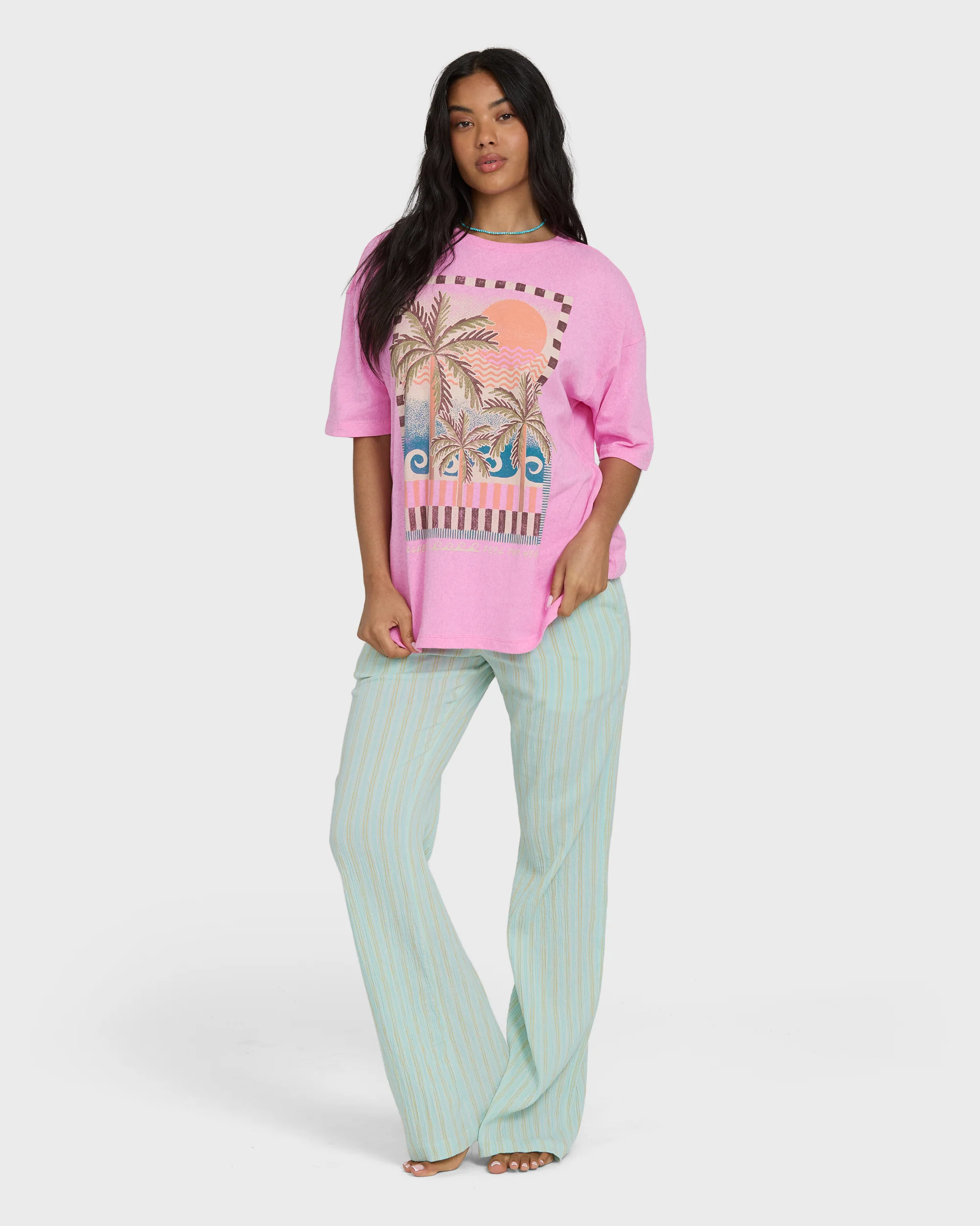 1443-feel-the-heat-short-sleeve-knit-t-shirt-party-pink-6.webp Feel The Heat Short Sleeve Knit T-Shirt - Party Pink