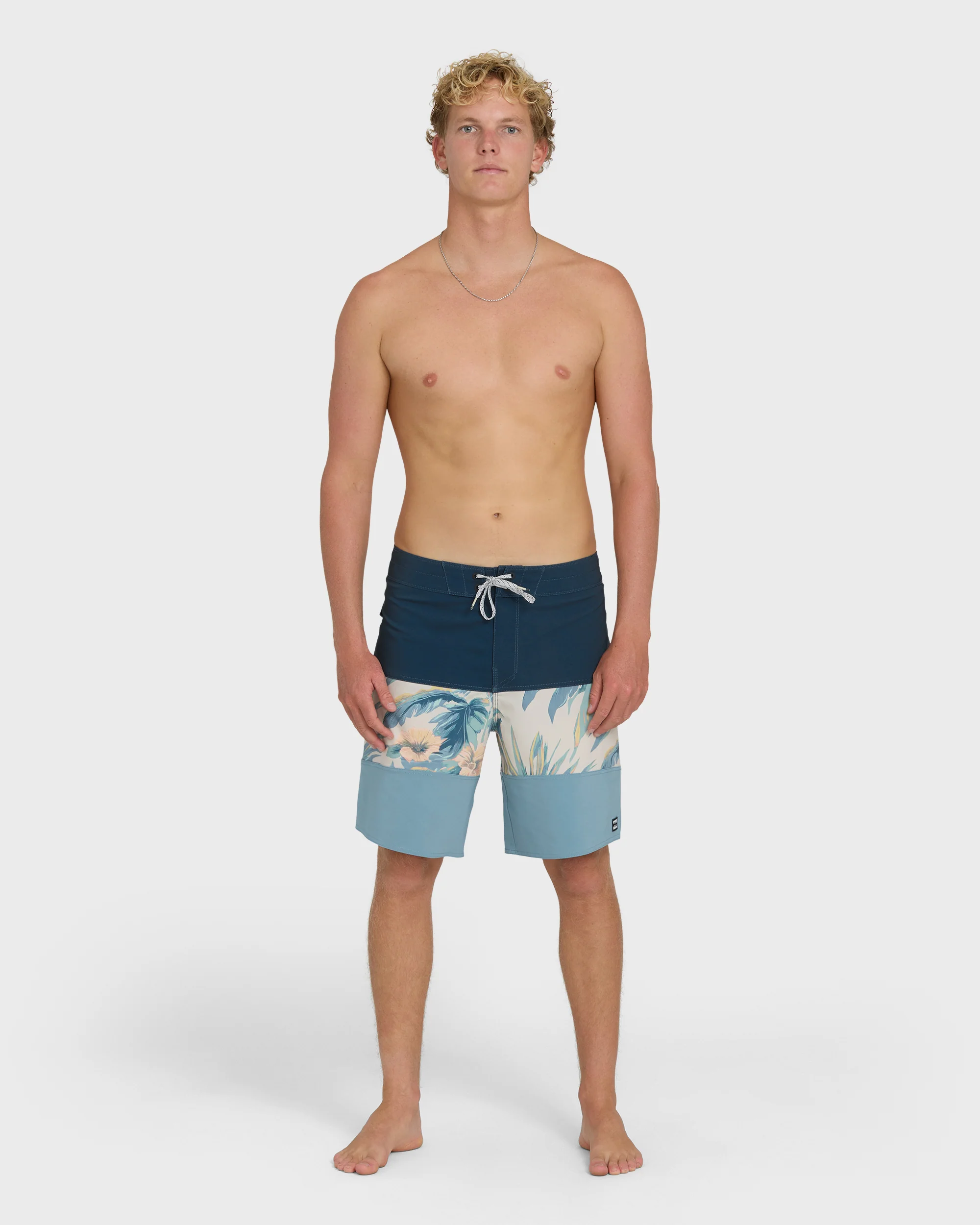 3333-tribong-pro-19-boardshorts-dark-denim-4.webp Tribong Pro 19" Boardshorts - Dark Denim