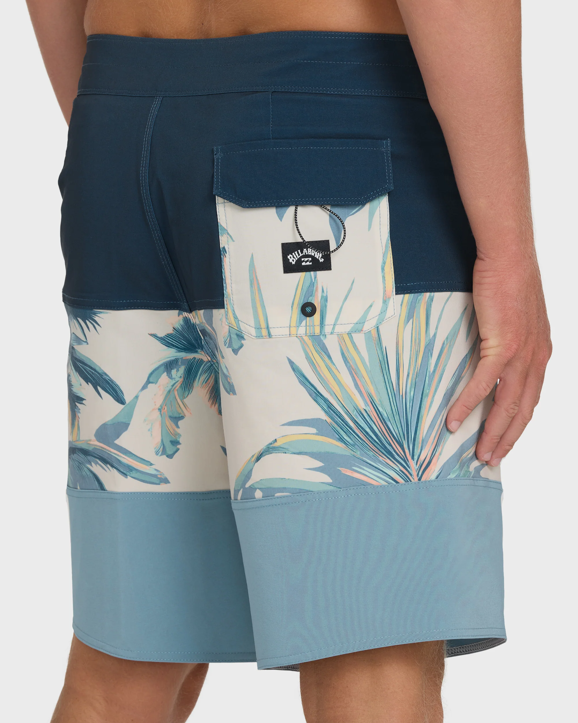 3333-tribong-pro-19-boardshorts-dark-denim-5.webp Tribong Pro 19" Boardshorts - Dark Denim