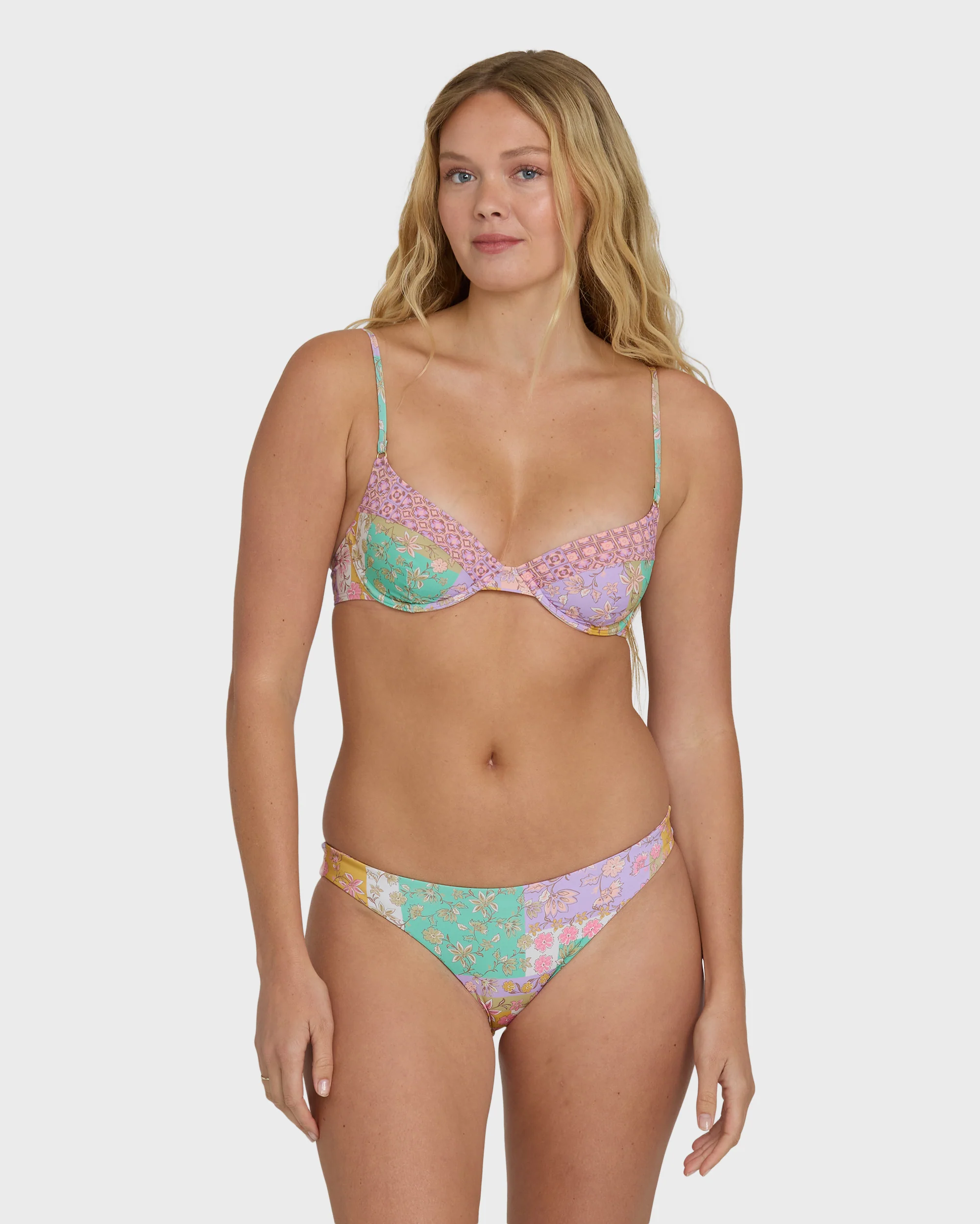 3577-dreamy-daze-morgan-underwire-bikini-top-sweet-lilac-1.webp Dreamy Daze Morgan Underwire Bikini Top - Sweet Lilac
