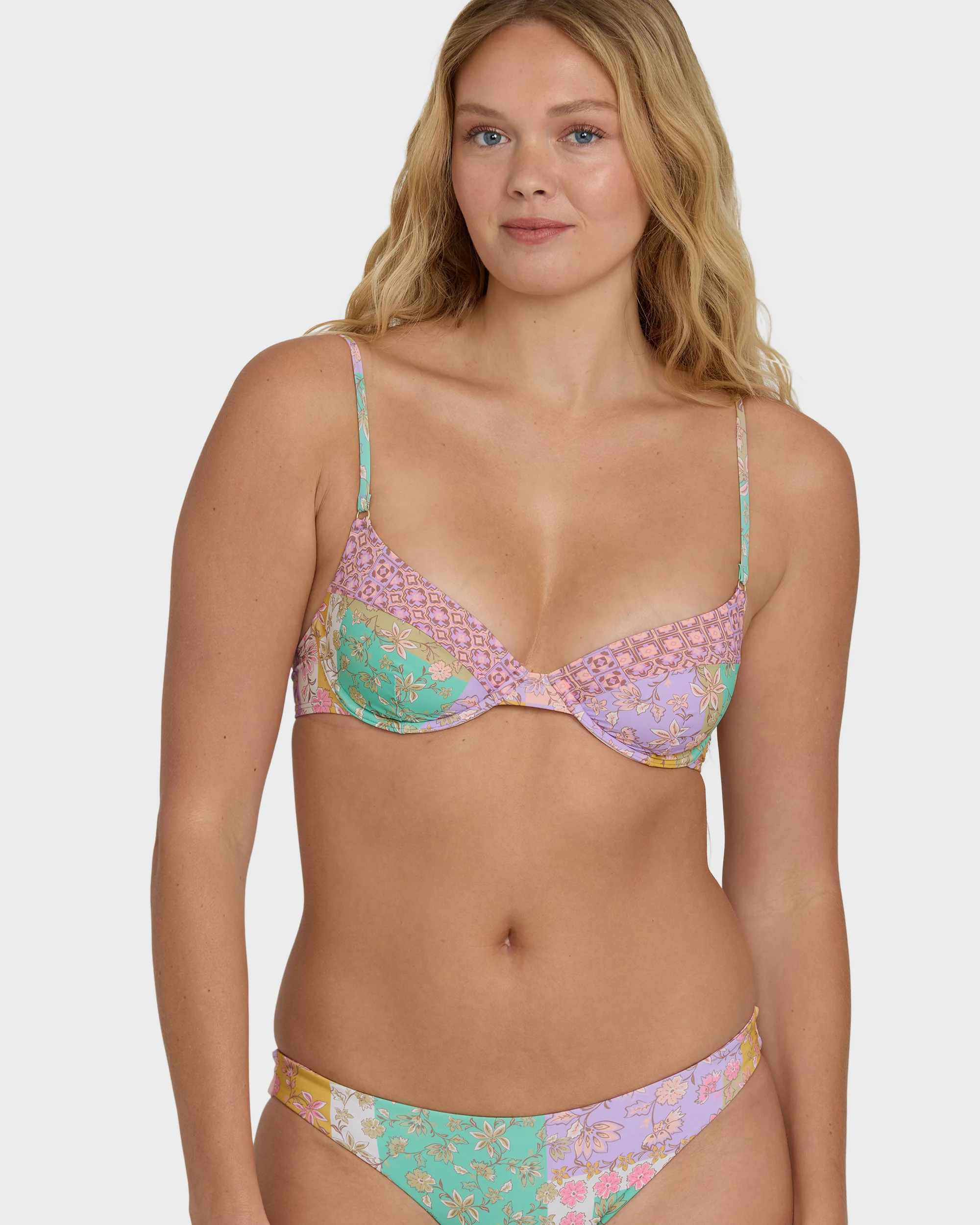 3577-dreamy-daze-morgan-underwire-bikini-top-sweet-lilac-5.webp Dreamy Daze Morgan Underwire Bikini Top - Sweet Lilac
