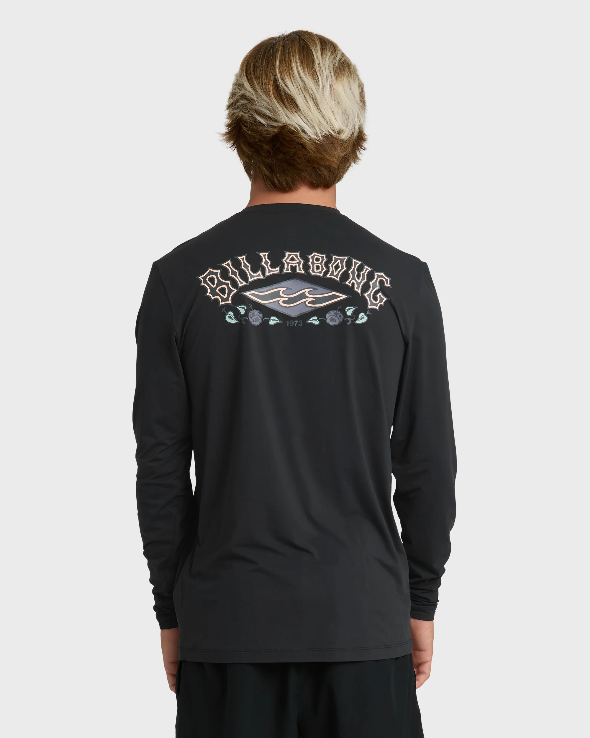 384-heritage-loose-fit-long-sleeve-surf-tee-black-2.webp Heritage Loose Fit Long Sleeve Surf Tee - Black