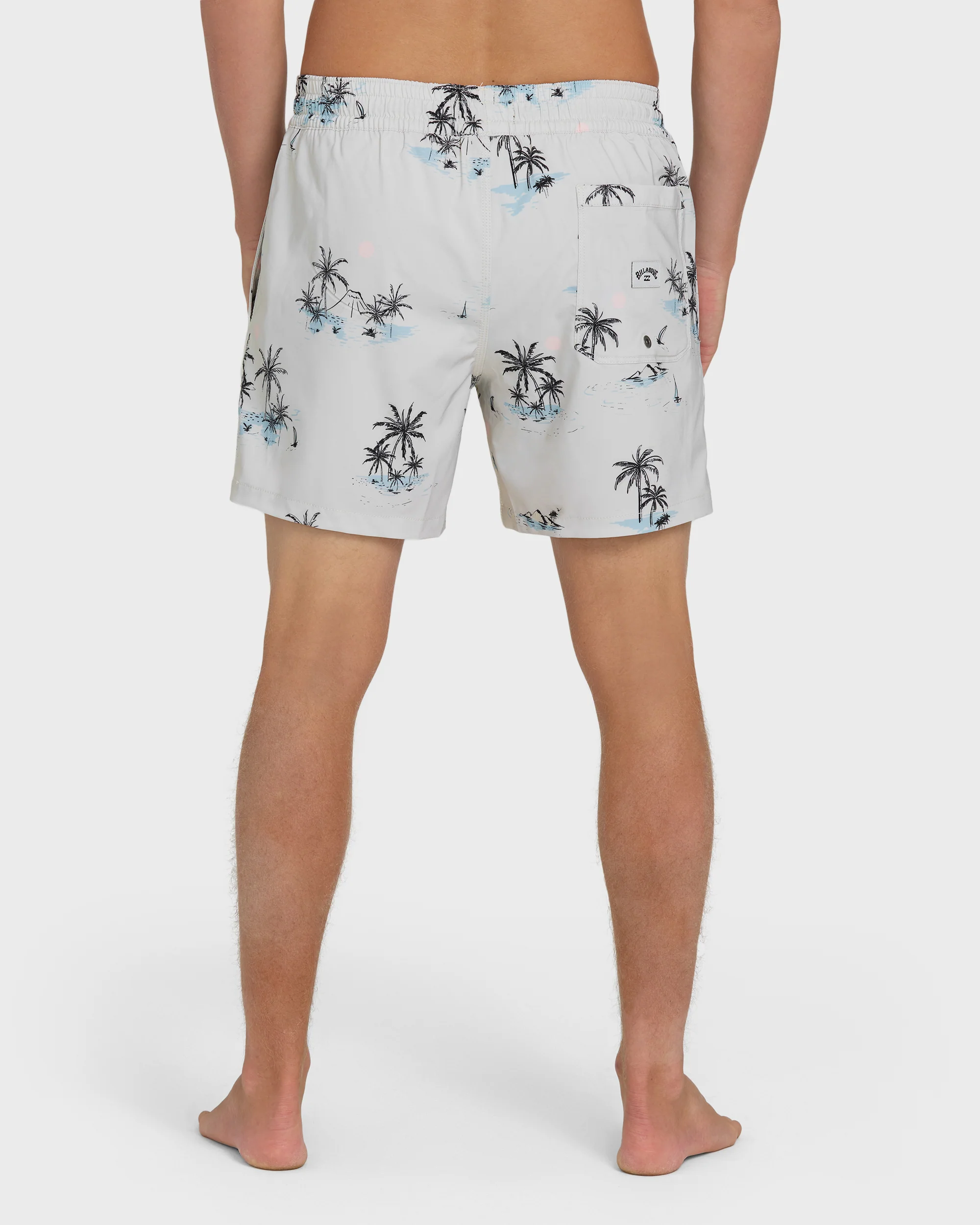 3879-lineup-laybacks-16-trunks-fog-gray-2.webp Lineup Laybacks 16" Trunks - Fog Gray