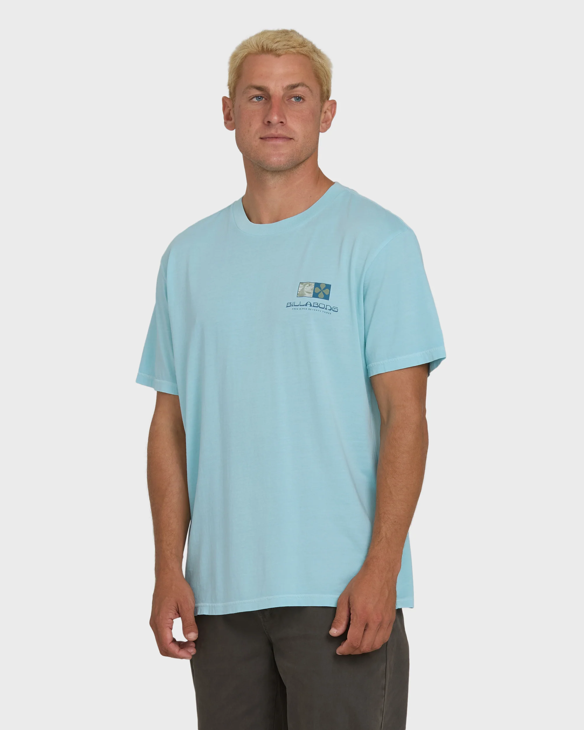 4122-glyph-wave-washed-premium-short-sleeve-cotton-t-shirt-coastal-blue-3.webp Glyph Wave Washed Premium Short Sleeve Cotton T-Shirt - Coastal Blue