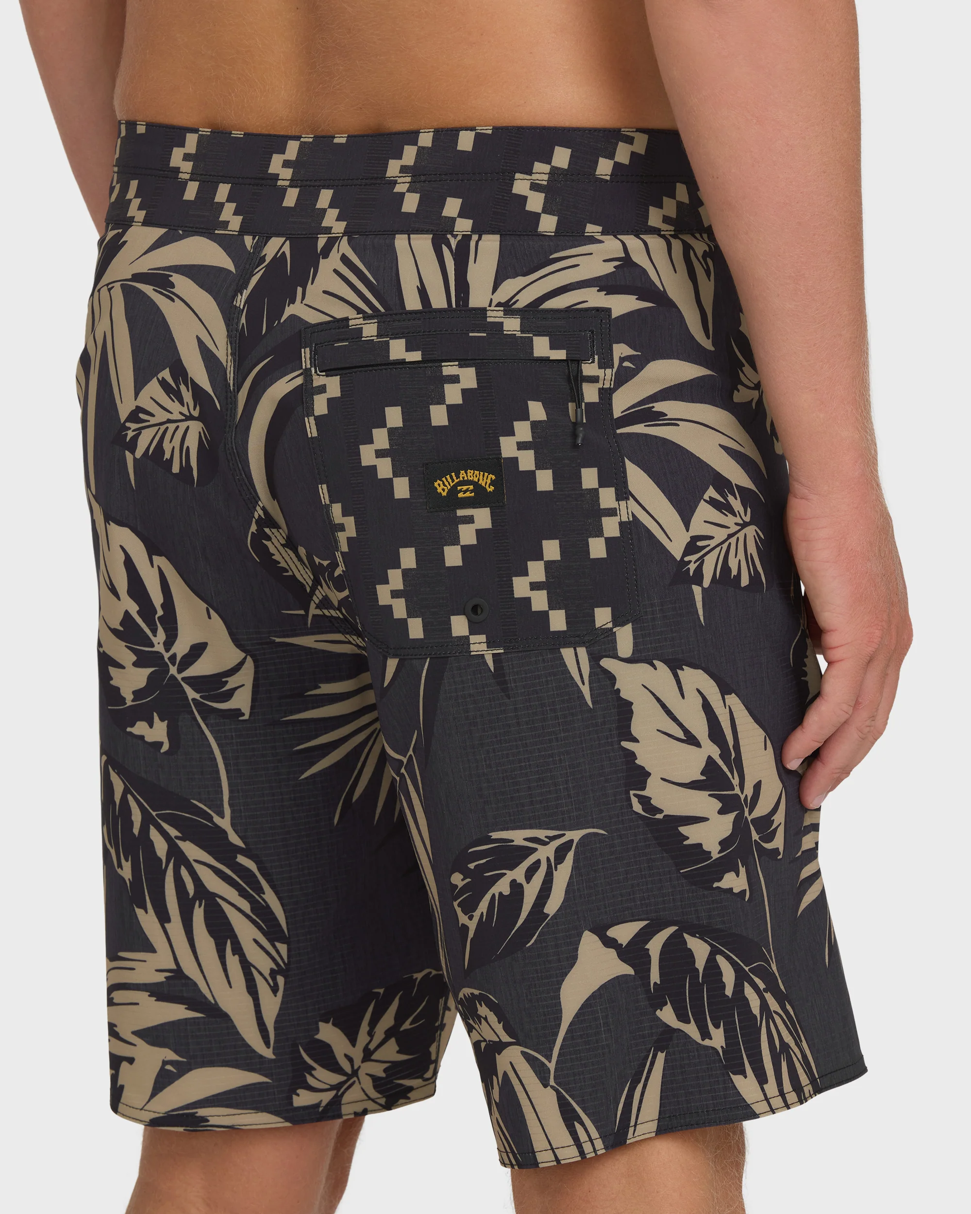 Good Times Pro 18" Boardshorts - Black
