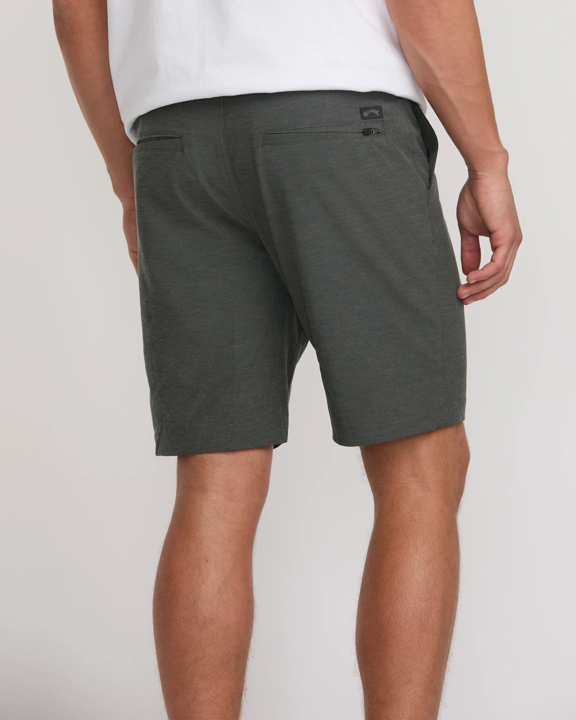Crossfire Submersible 19" Hybrid Shorts - Asphalt