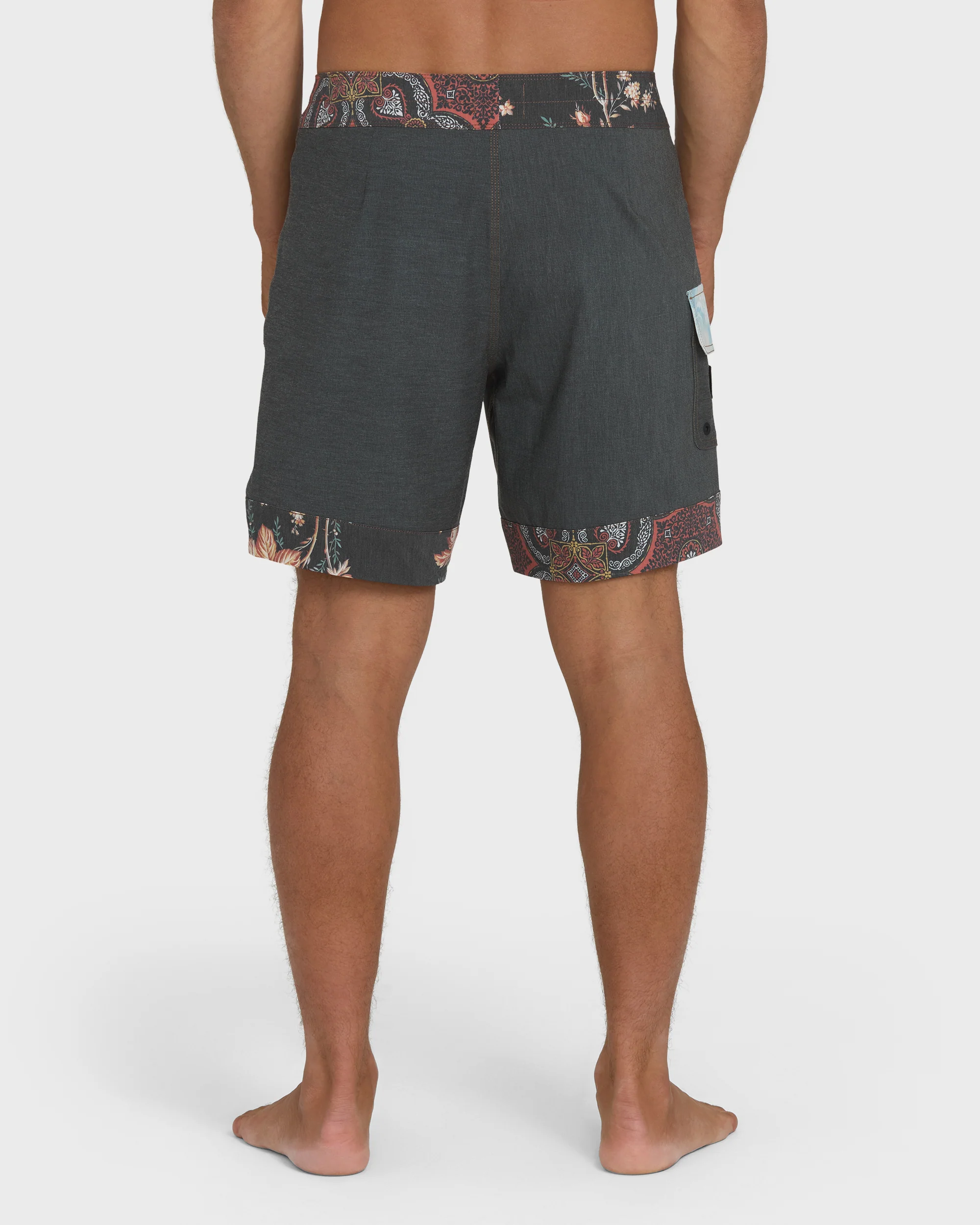 Glide Garage Pro 18" Boardshorts - Black
