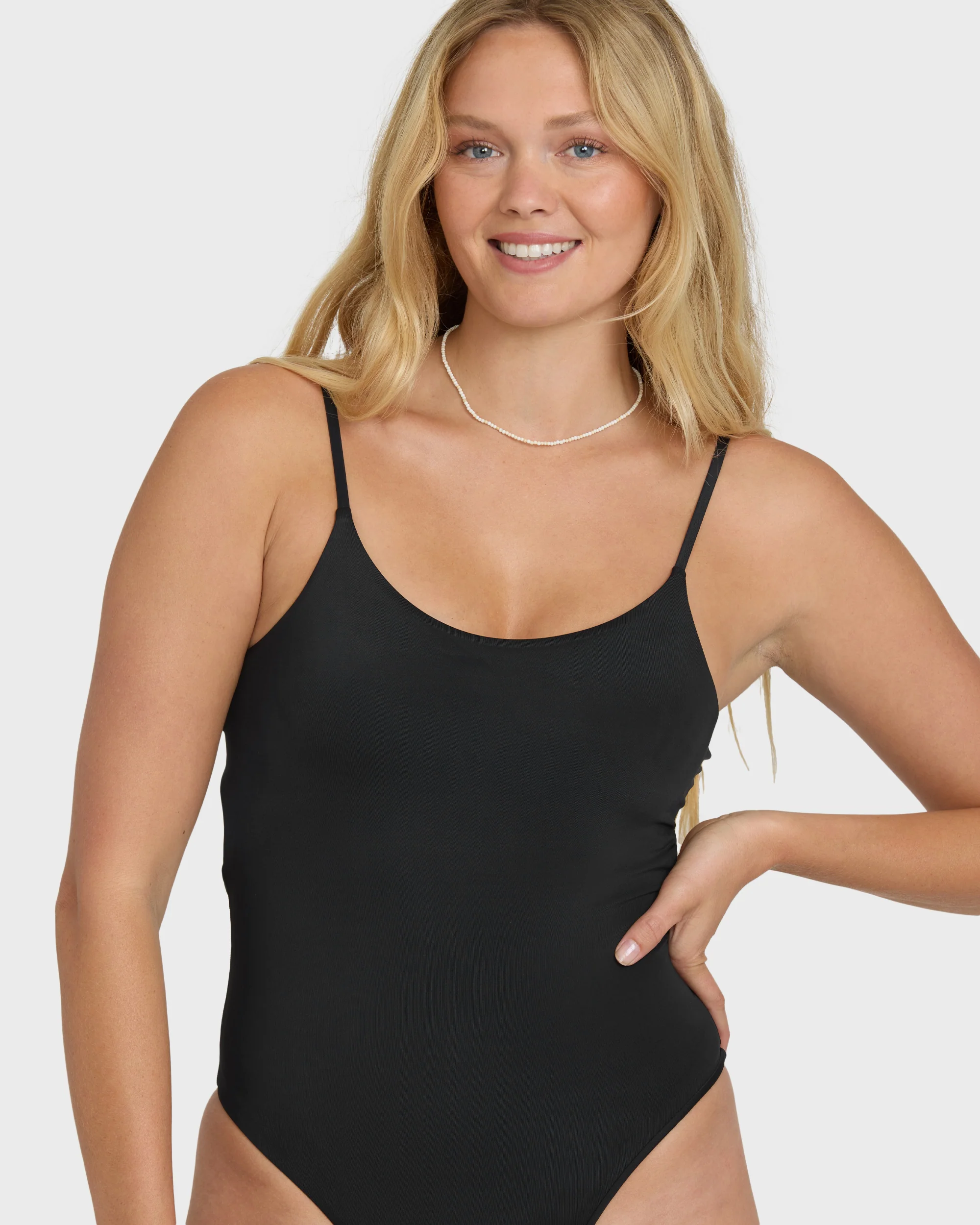 4864-sol-searcher-sloane-one-piece-swimsuit-black-pebble-5.webp Sol Searcher Sloane One Piece Swimsuit - Black Pebble