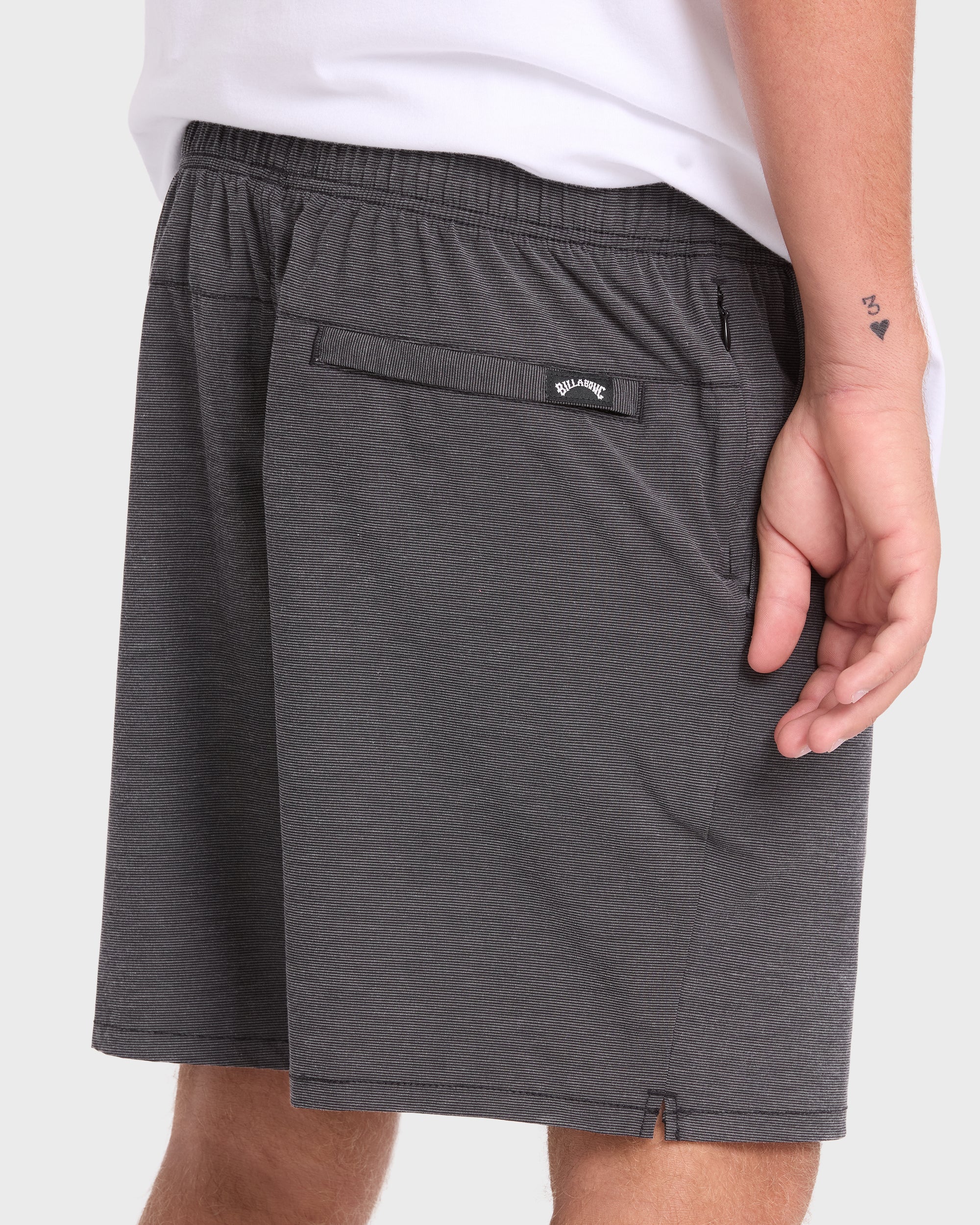 4956-crossfire-submersible-18-hybrid-shorts-black-5.jpg Crossfire Submersible 18" Hybrid Shorts - Black