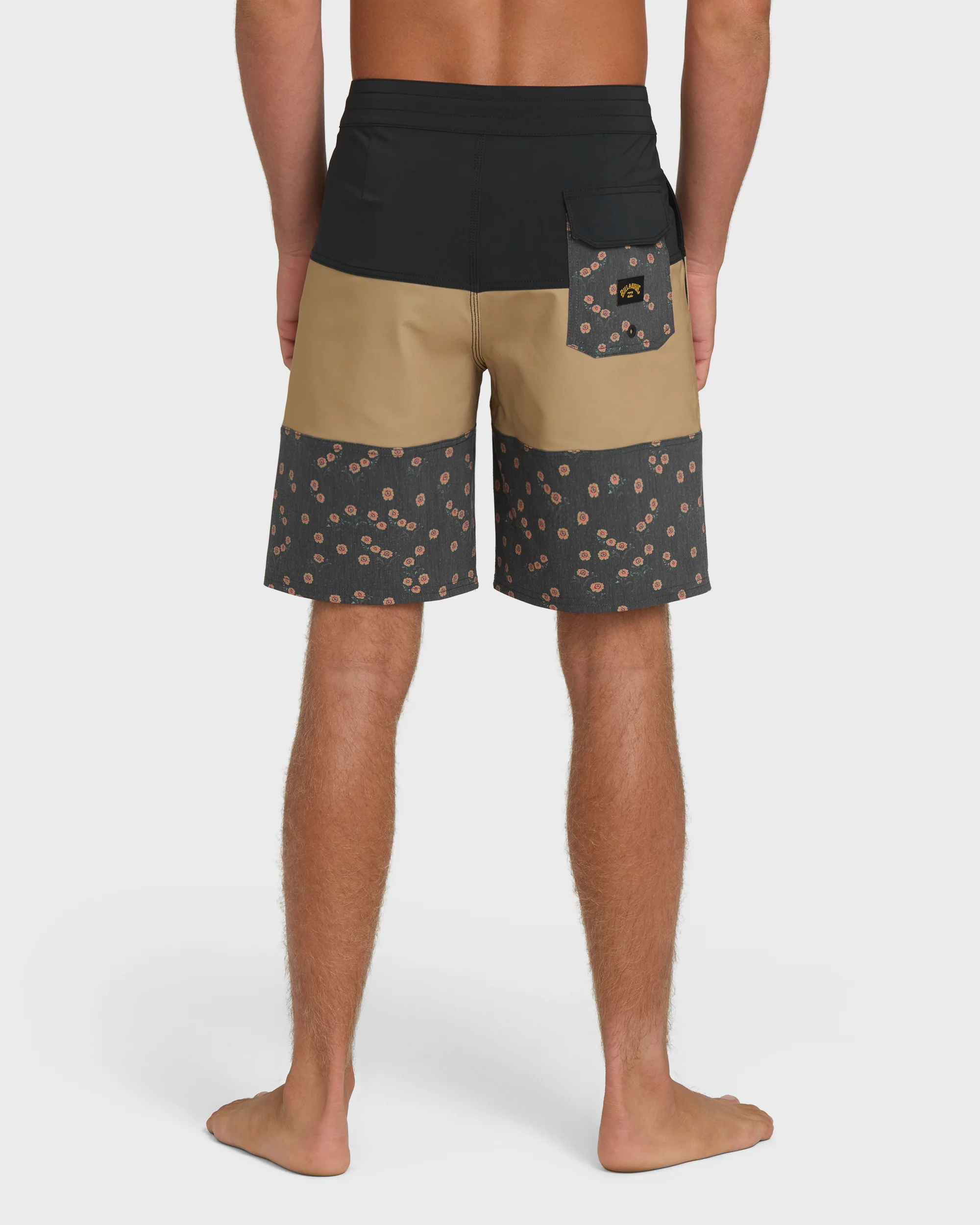 Tribong Lo Tide 18" Boardshorts - Khaki