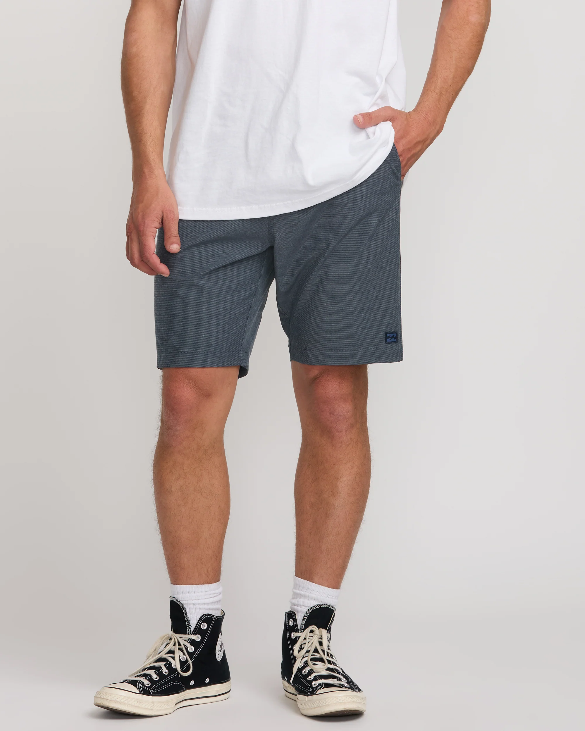 Crossfire Submersible 19" Hybrid Shorts - Navy