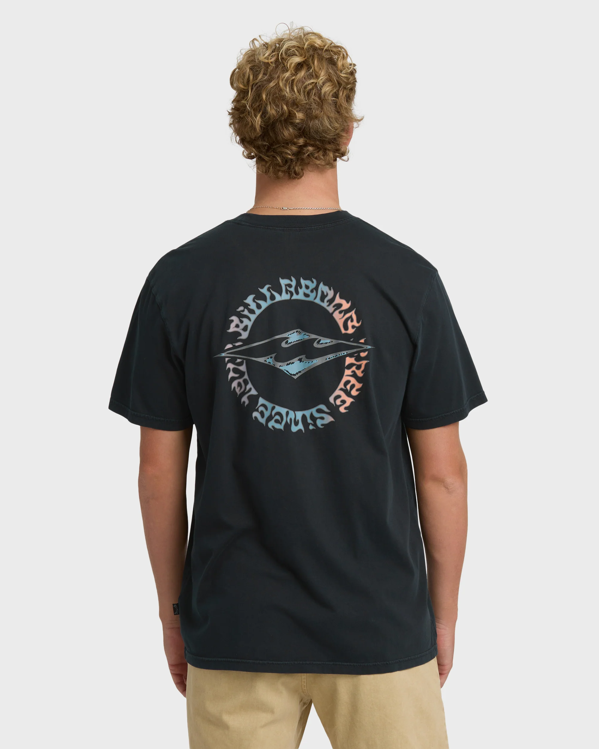 Hollow Diamond Wave Washed Premium Short Sleeve T-Shirt - Black
