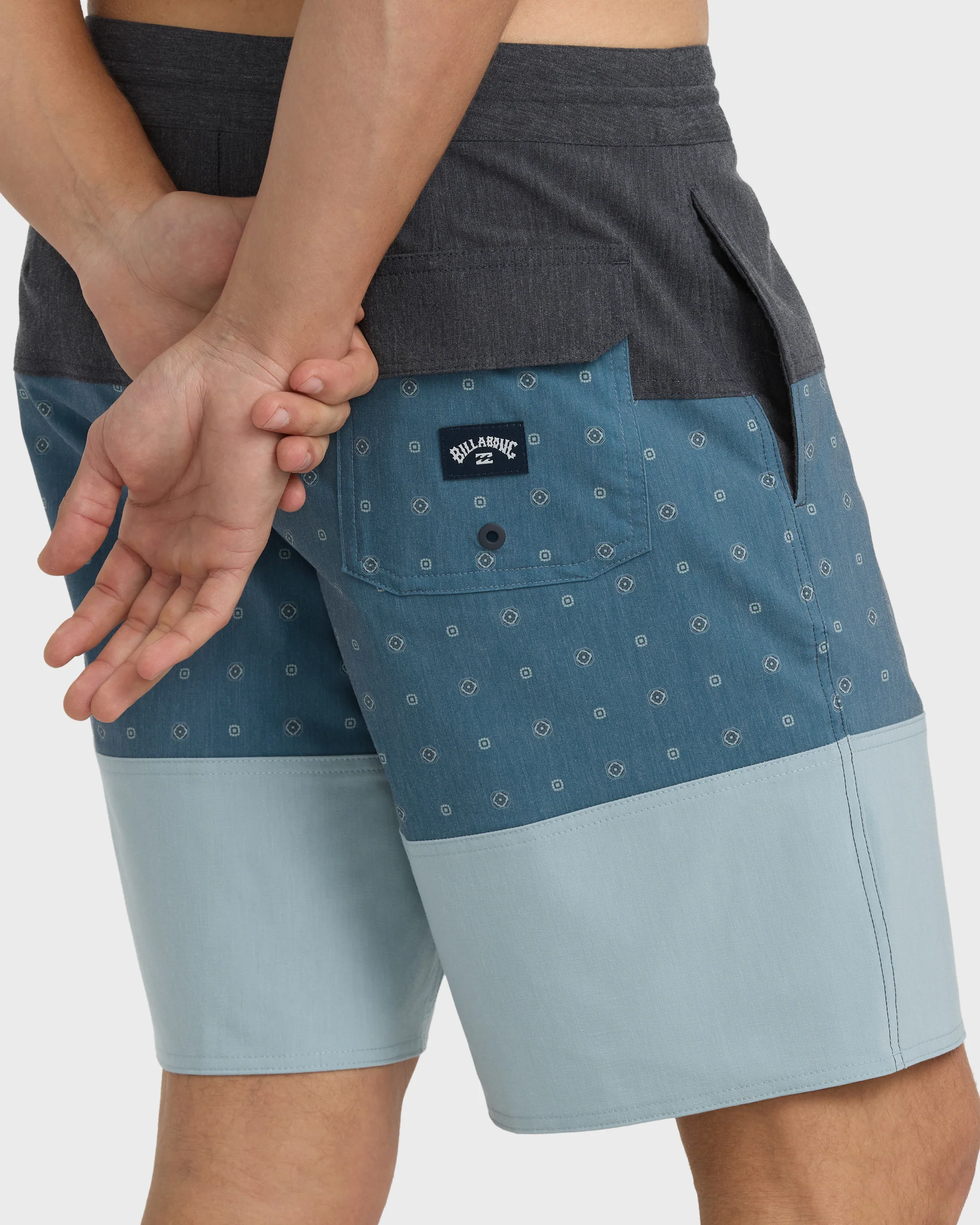 Tribong Lo Tide 19" Boardshorts - Real Teal