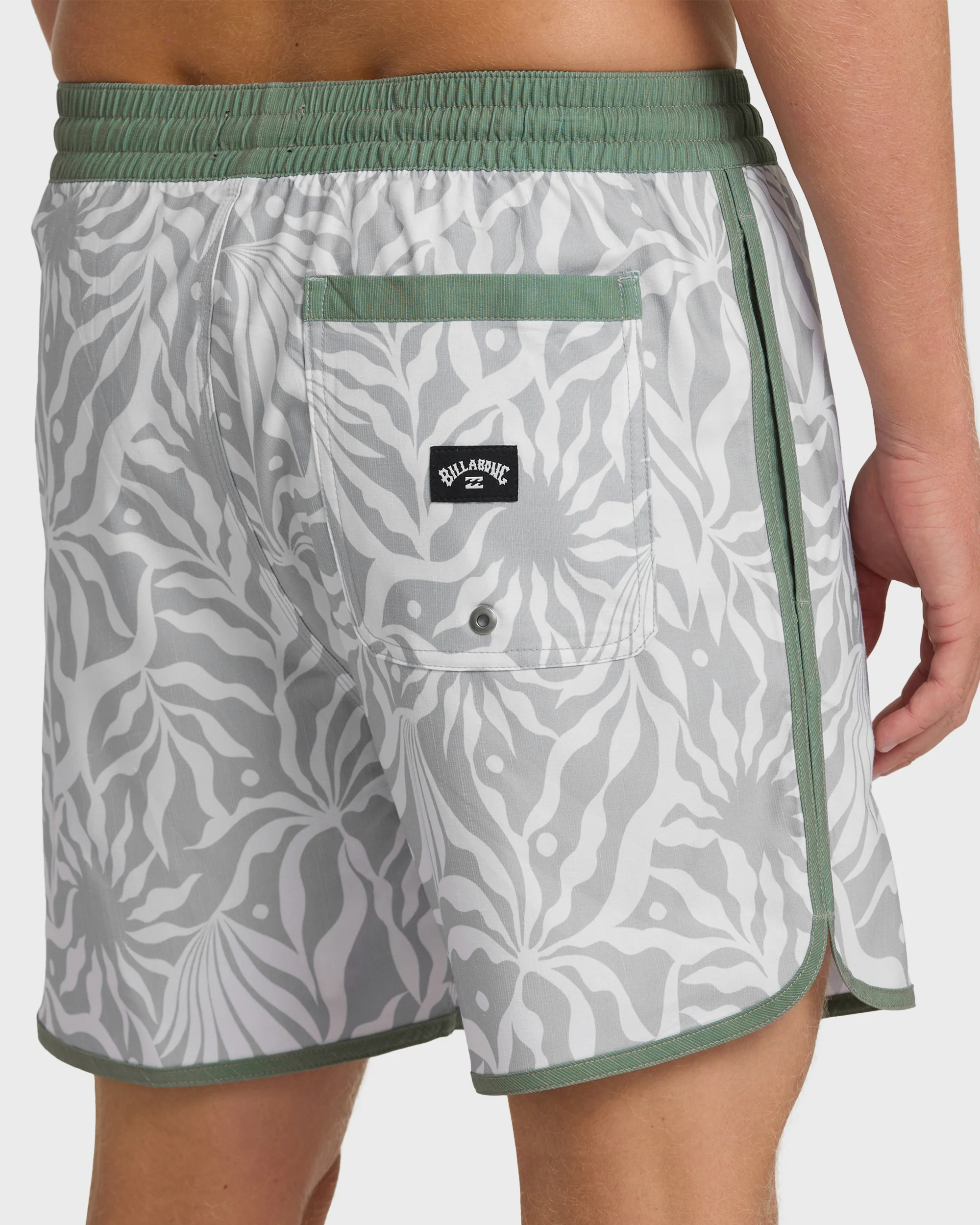 6646-seventy-three-layback-16-trunks-alloy-6.webp Seventy Three Layback 16" Trunks - Alloy