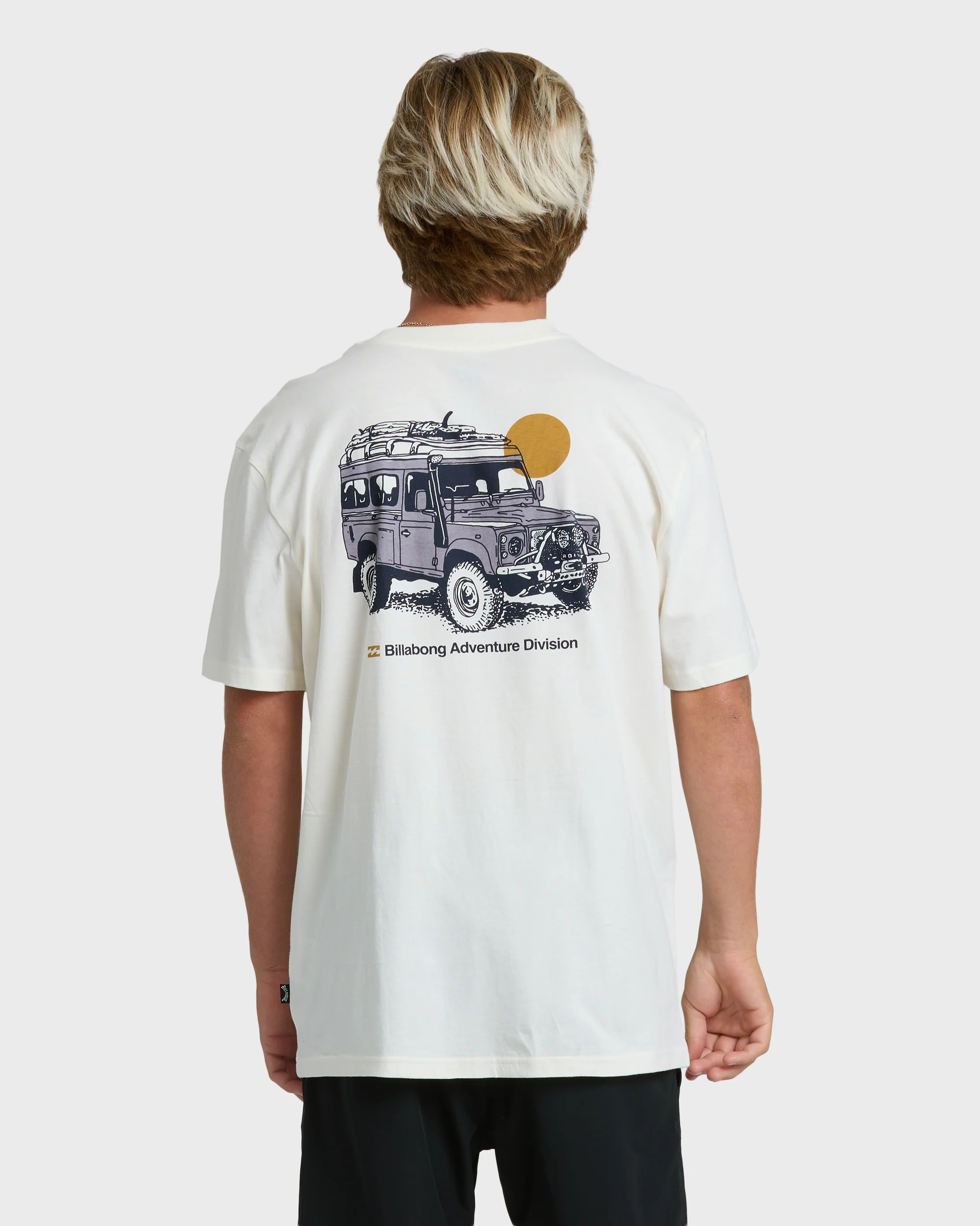 Make Tracks Adiv Premium Short Sleeve T-Shirt - Off White