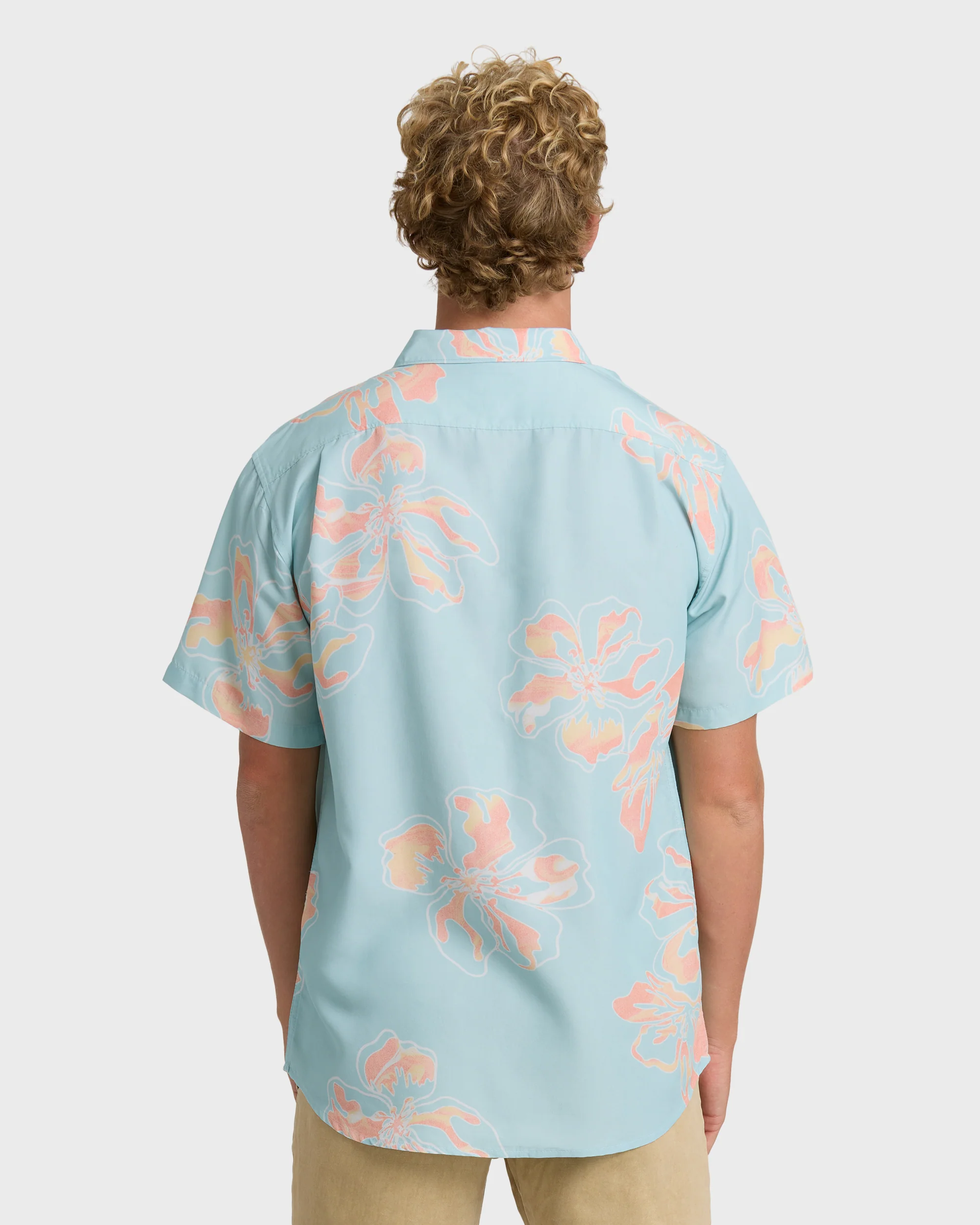 7619-sundays-lounge-short-sleeve-woven-shirt-corydalis-blue-2.webp Sundays Lounge Short Sleeve Woven Shirt - Corydalis Blue