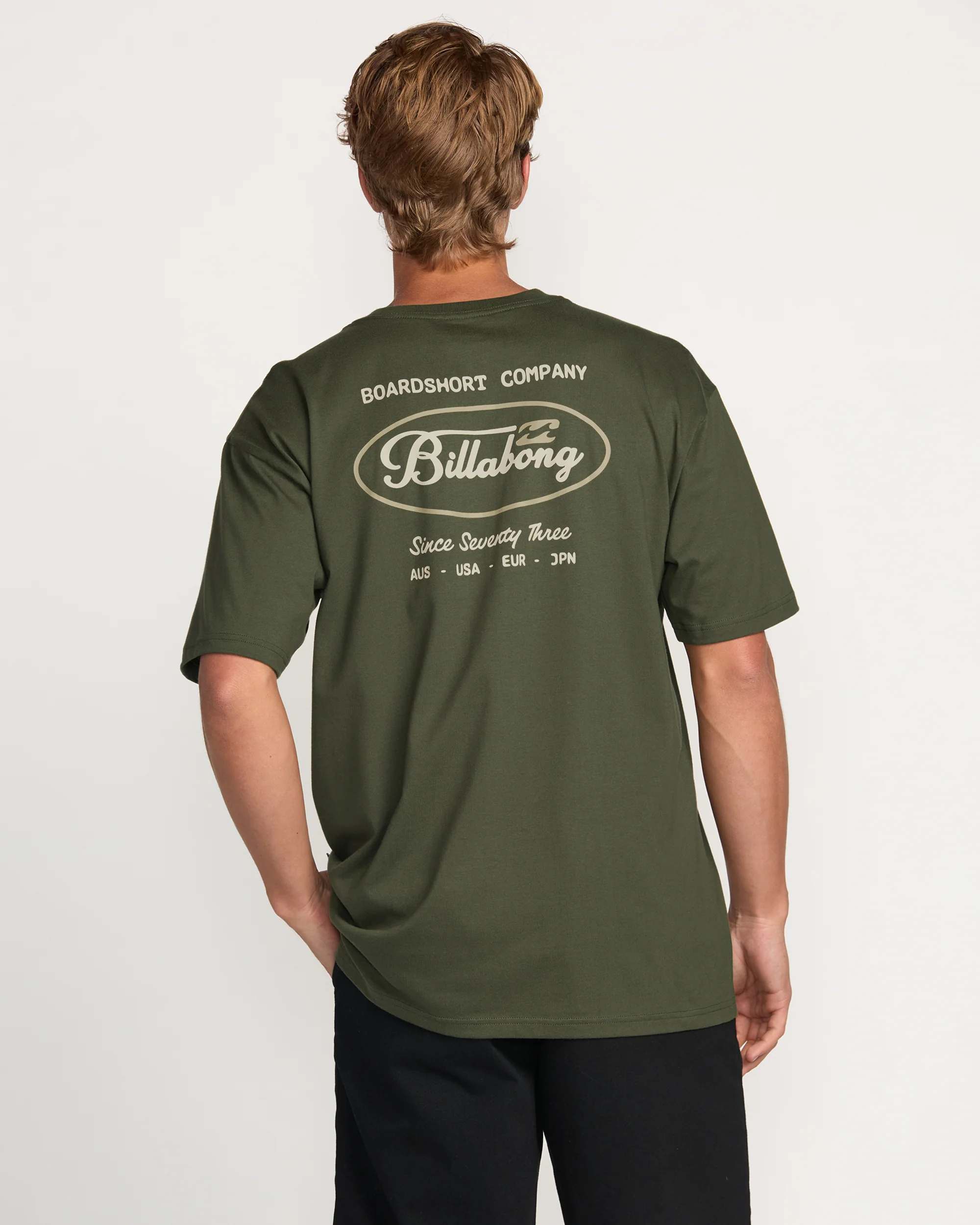 8126-bad-dog-pocket-regular-tee-olive-3.webp Bad Dog Pocket Regular Tee - Olive
