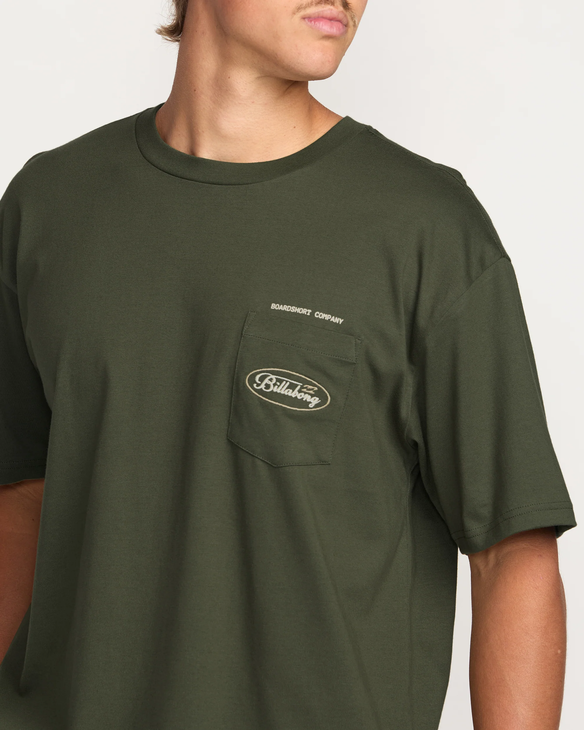 8126-bad-dog-pocket-regular-tee-olive-8.webp Bad Dog Pocket Regular Tee - Olive