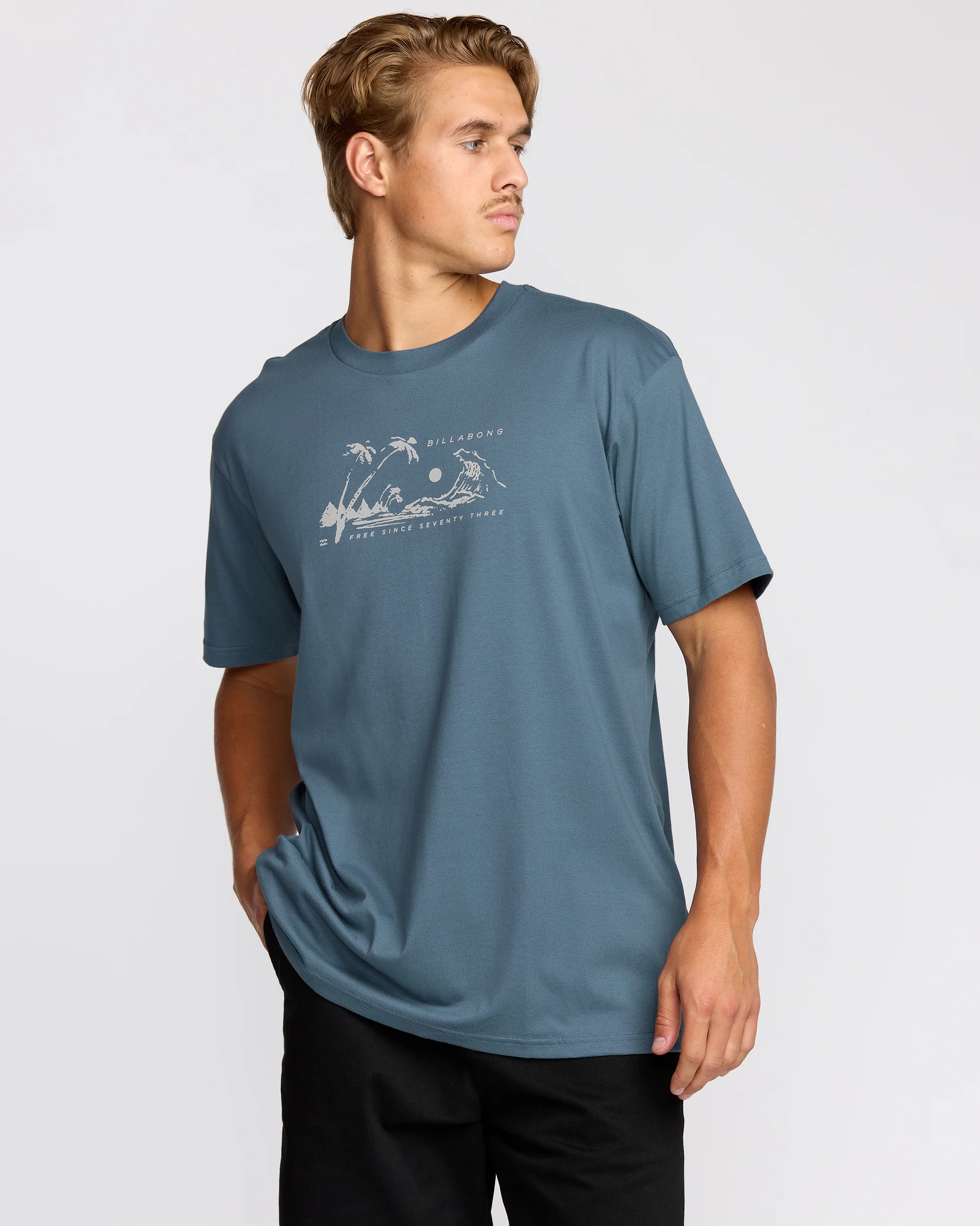 8235-beach-club-premium-short-sleeve-t-shirt-steel-blue-1.webp Beach Club Premium Short Sleeve T-Shirt - Steel Blue