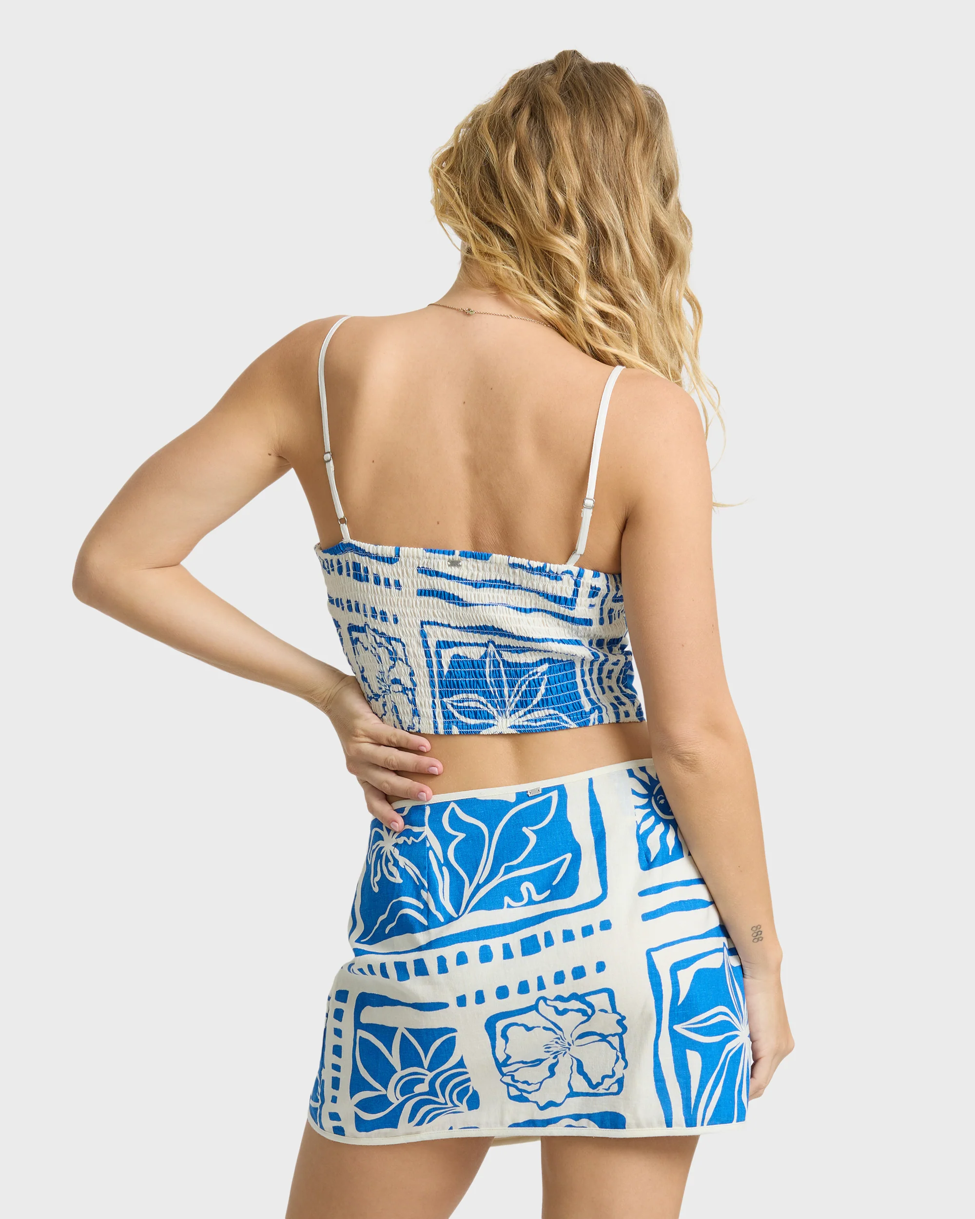 834-lost-lovers-cami-top-true-blue-2.webp Lost Lovers Cami Top - True Blue