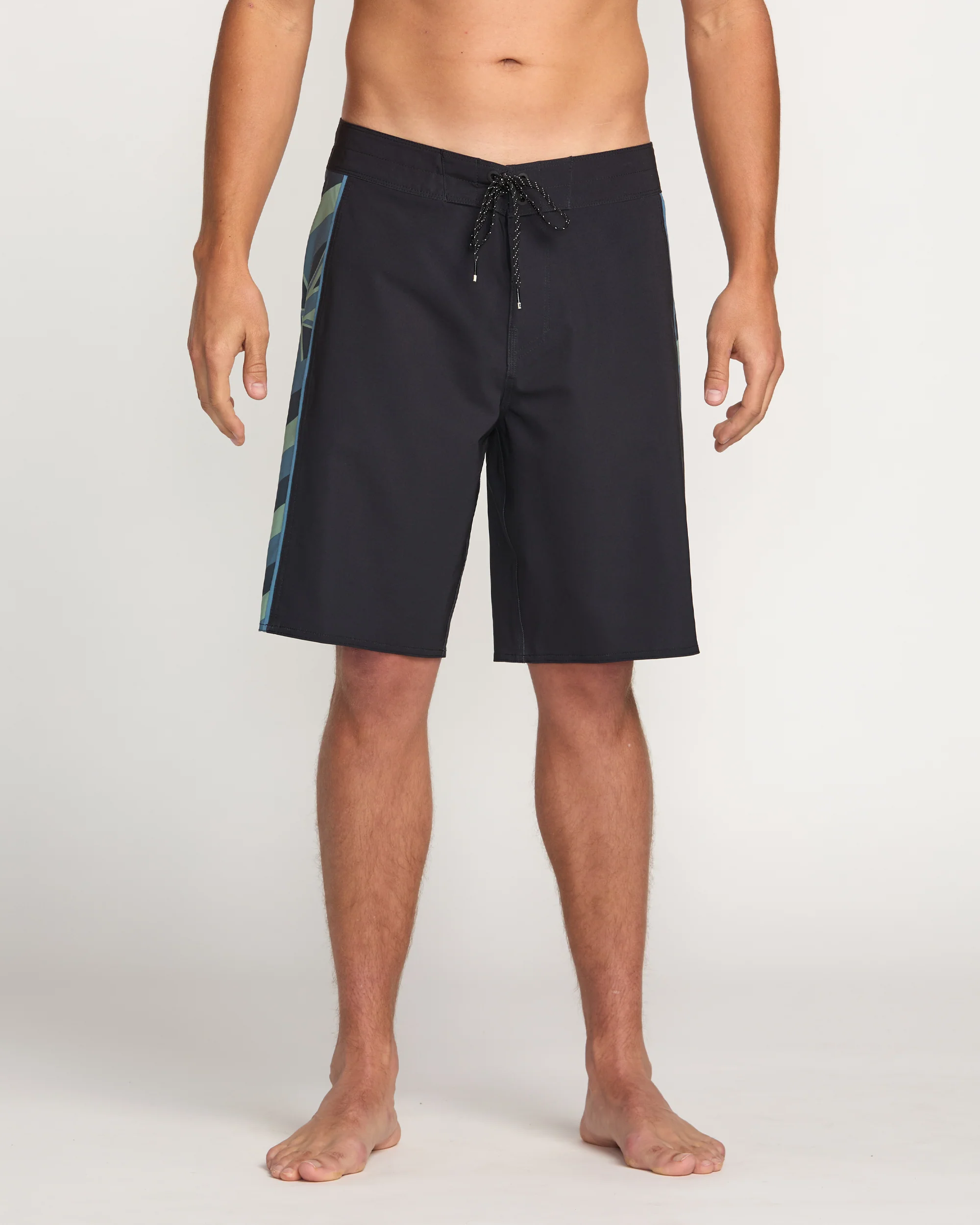 8649-d-bah-2.0-hi-pro-performance-19-boardshorts-washed-black-1.webp D Bah 2.0 Hi Pro Performance 19" Boardshorts - Washed Black