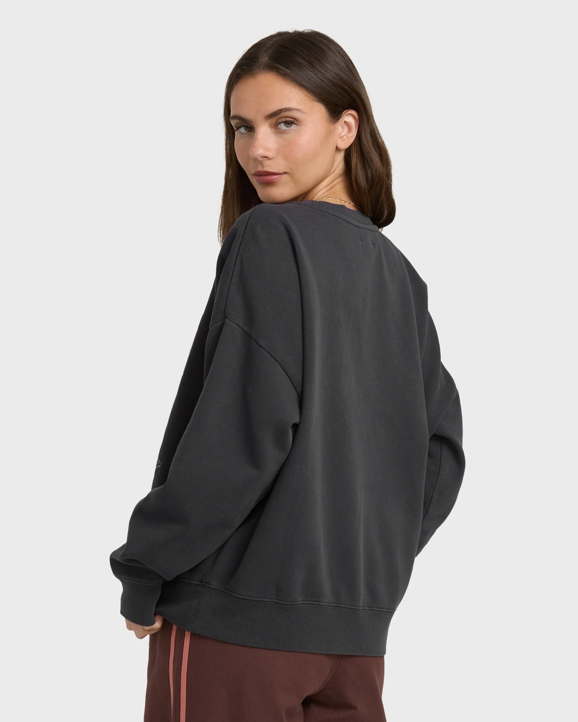 8711-echo-crewneck-sweatshirt-black-7.webp Echo Crewneck Sweatshirt - Black