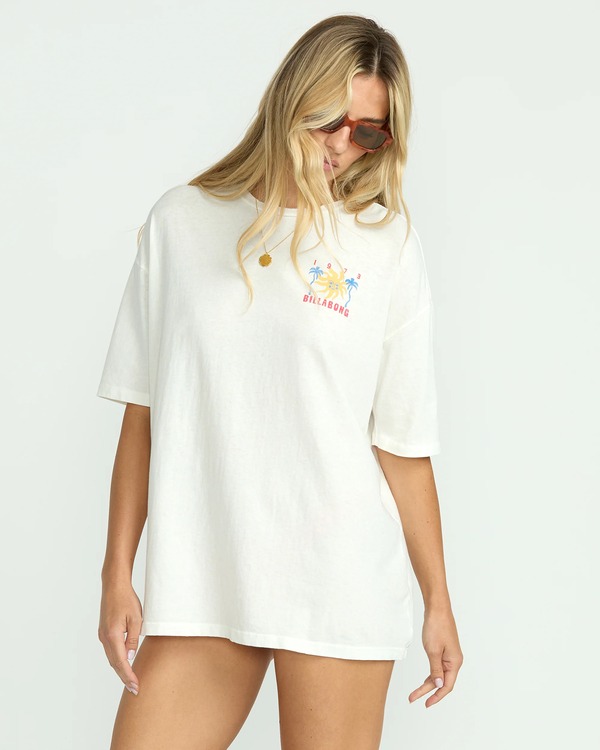 8995-hot-haze-tee-salt-crystal-3.webp Hot Haze Tee - Salt Crystal