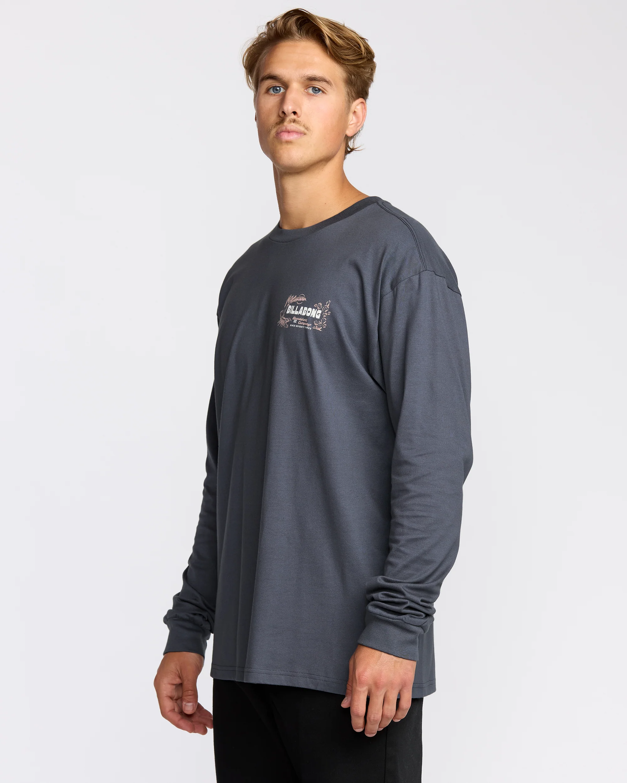 9146-lounge-regular-long-sleeve-t-shirt-midnight-blue-3.webp Lounge Regular Long Sleeve T-Shirt - Midnight Blue