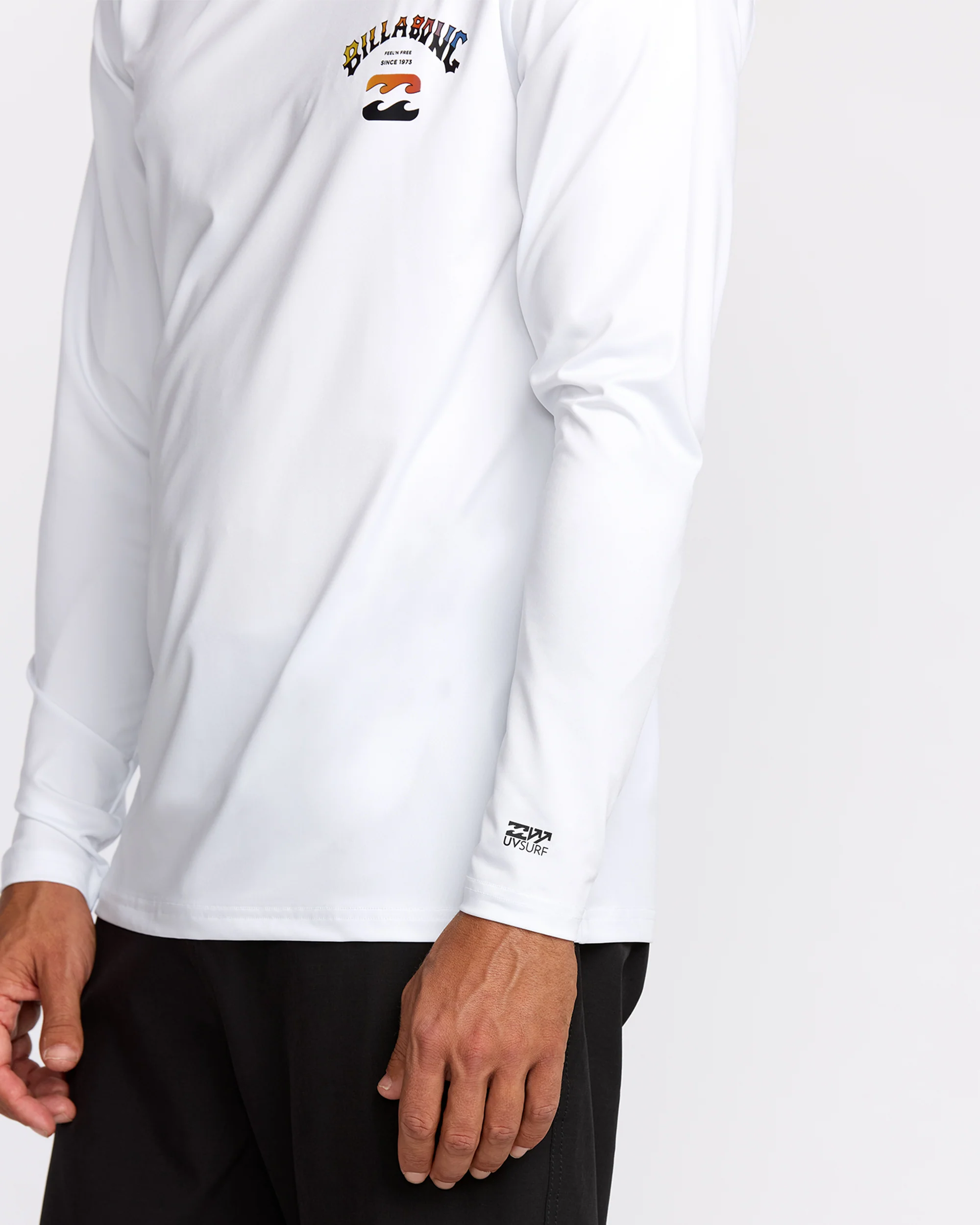 9867-arch-fade-loose-fit-long-sleeve-surf-t-shirt-white-6.webp Arch Fade Loose Fit Long Sleeve Surf T-Shirt - White