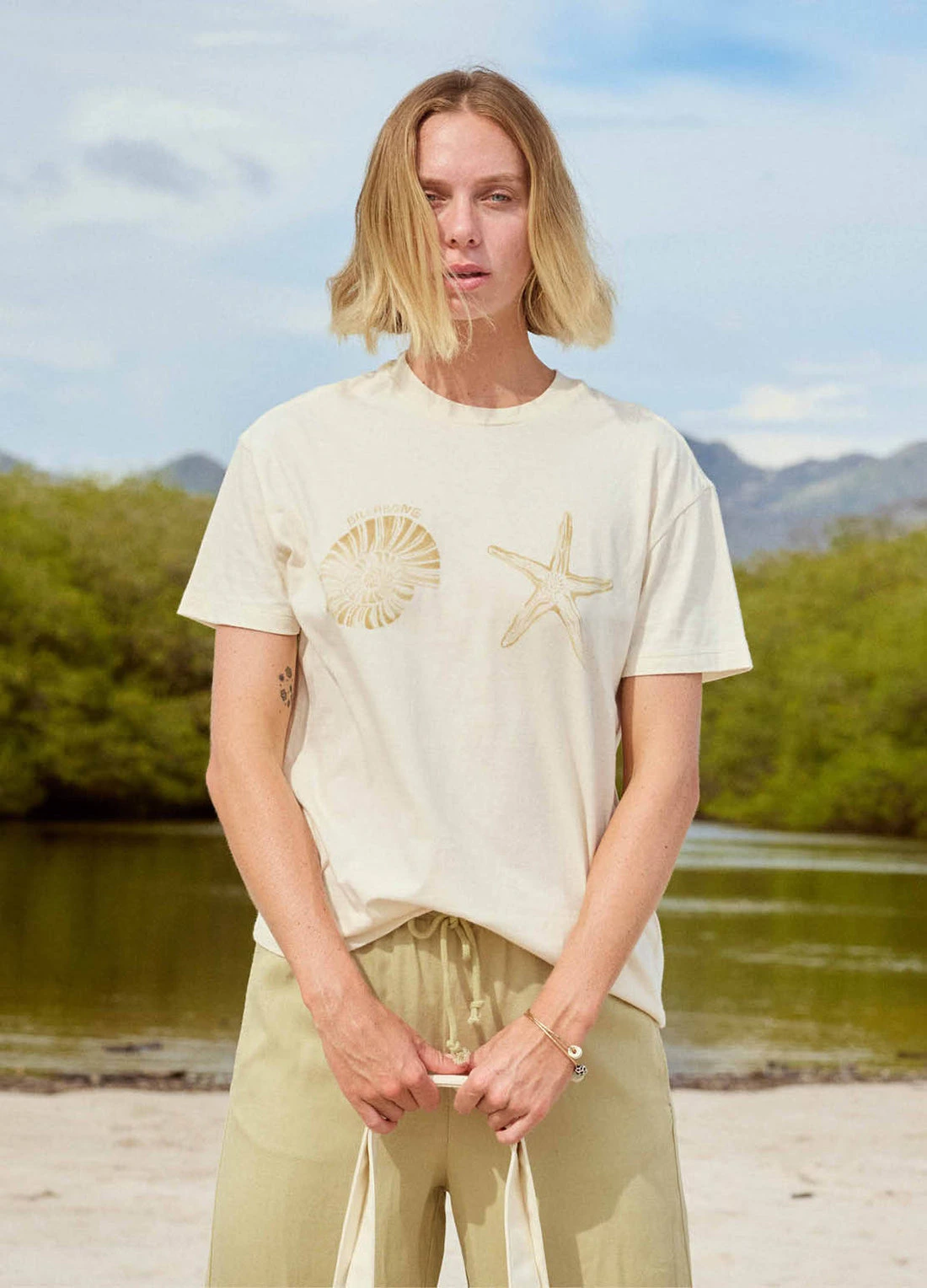 womens essentials clothing